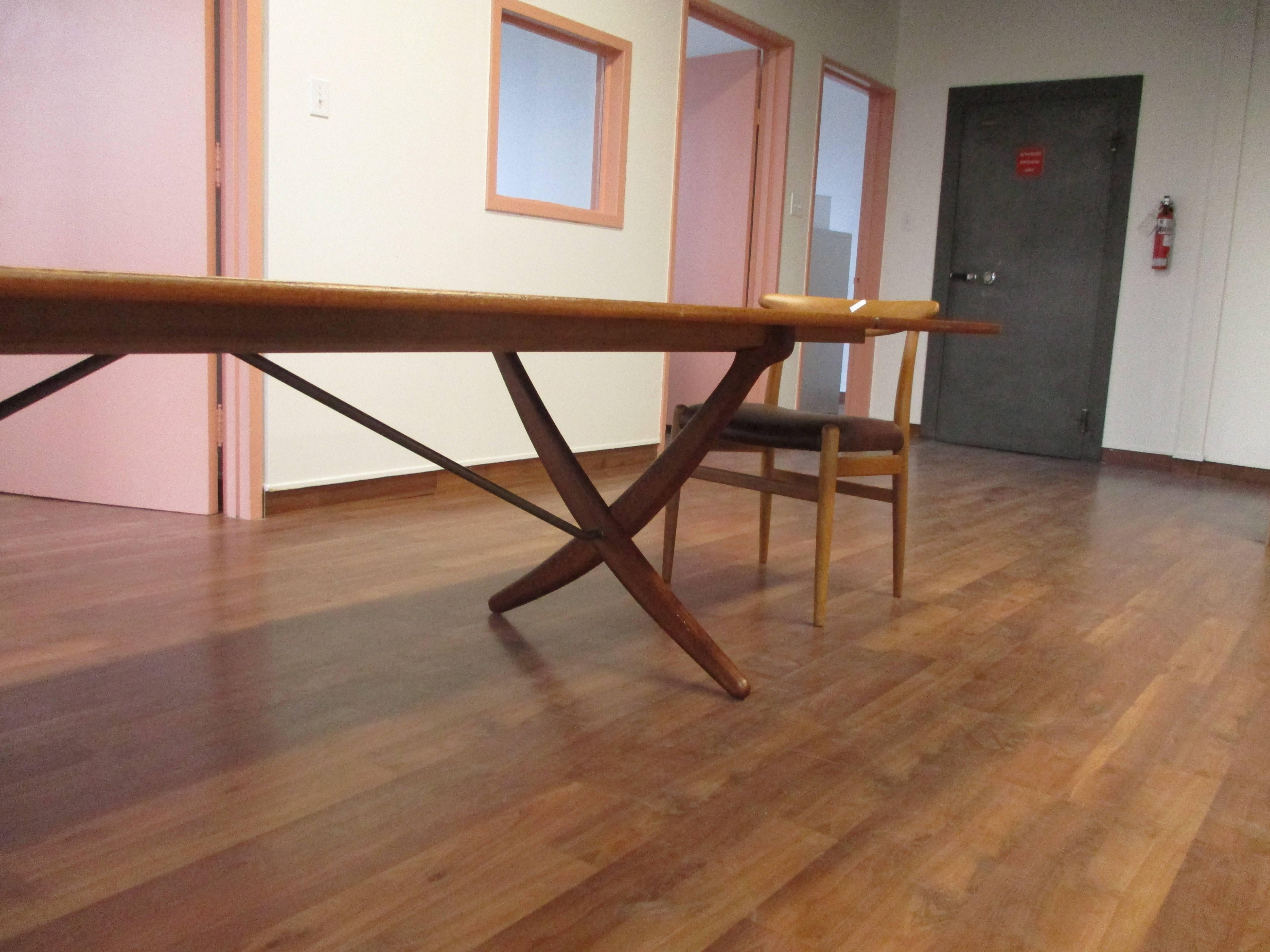 Rare Hans Wegner AT-314 Dining Table in Teak by Andreas Tuck For Sale 2