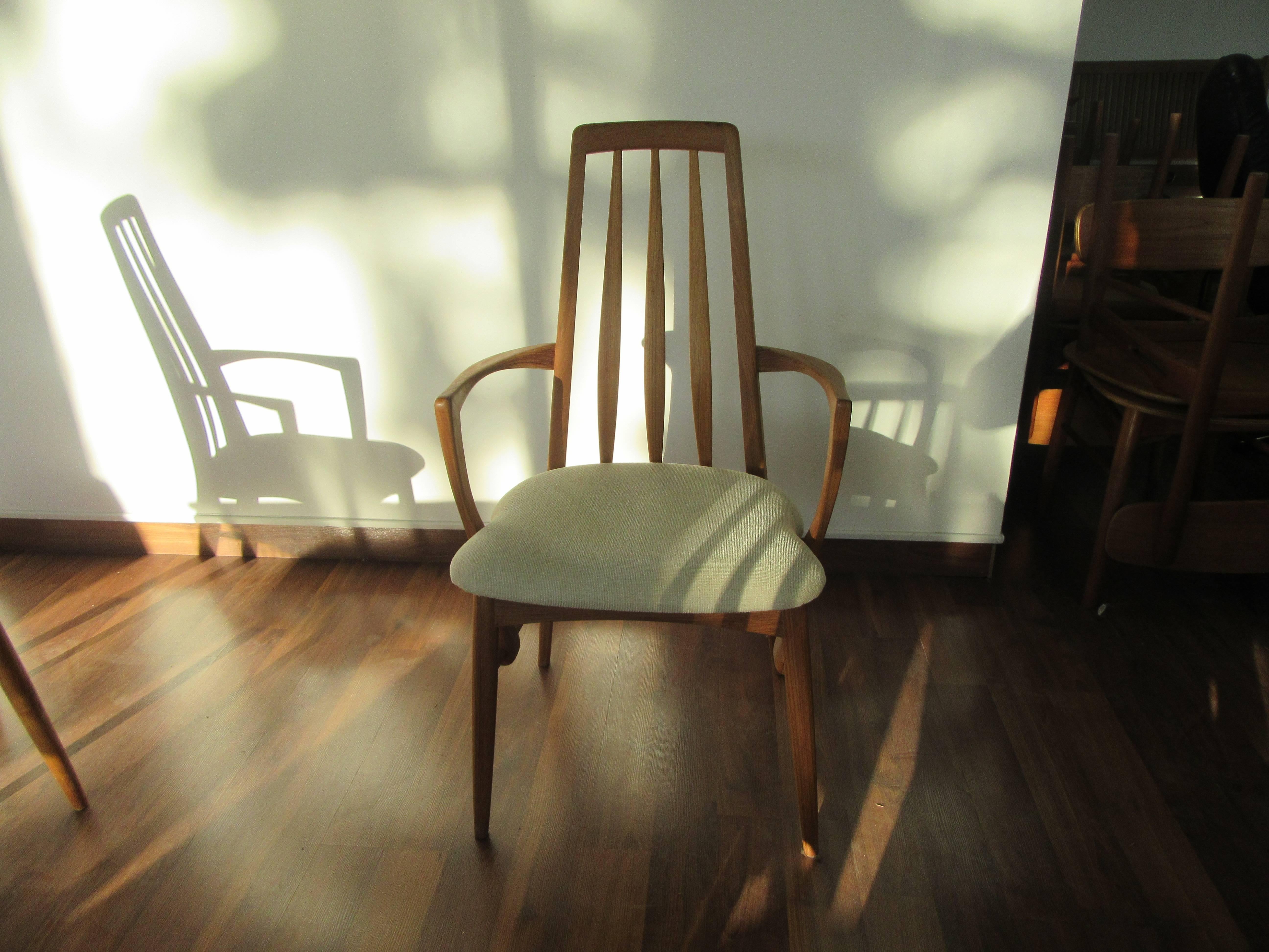 Eva Armchairs in Teak  In Excellent Condition For Sale In Ottawa, ON