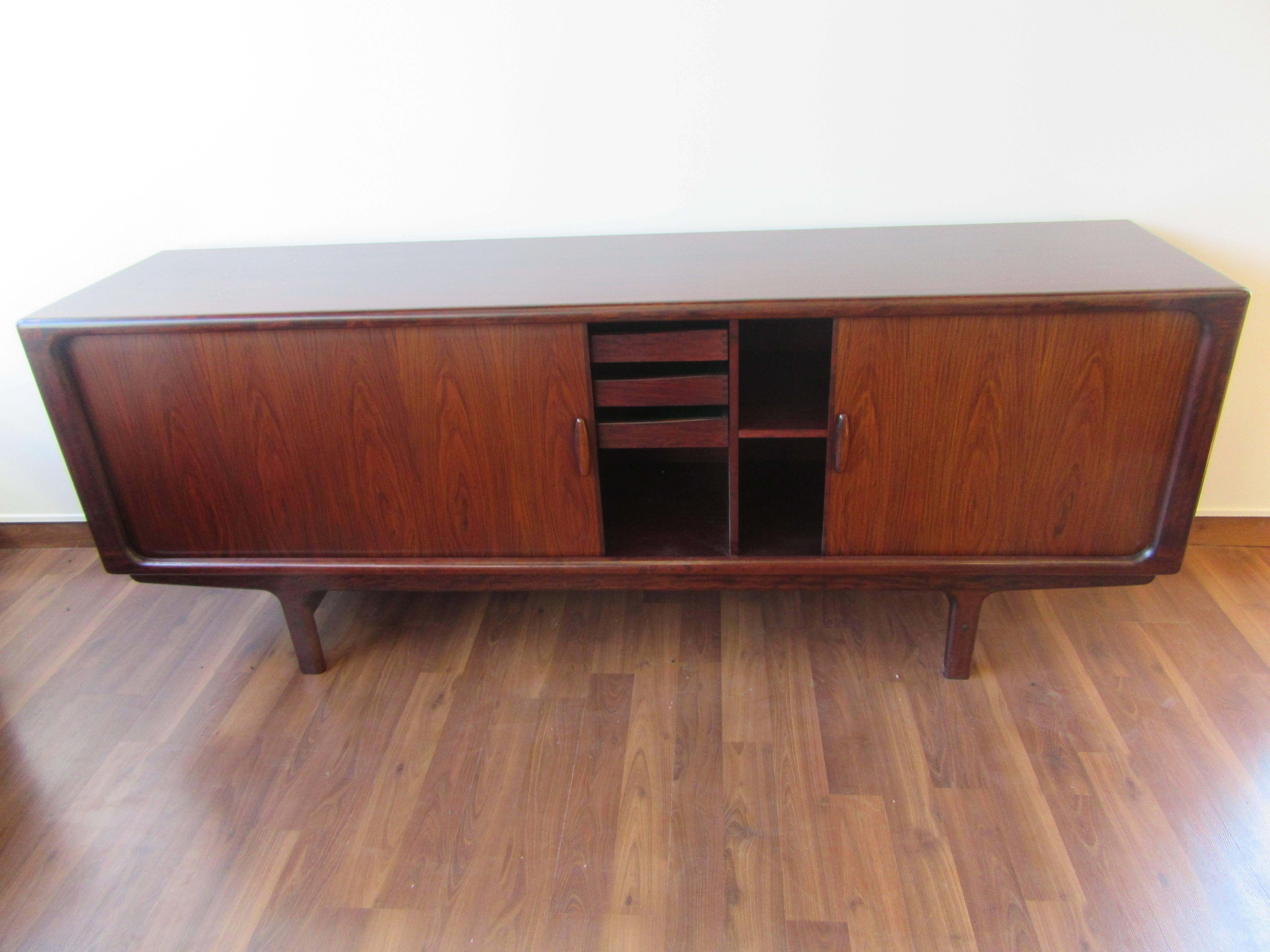 Exceptional Rosewood Sideboard for Drylund 1