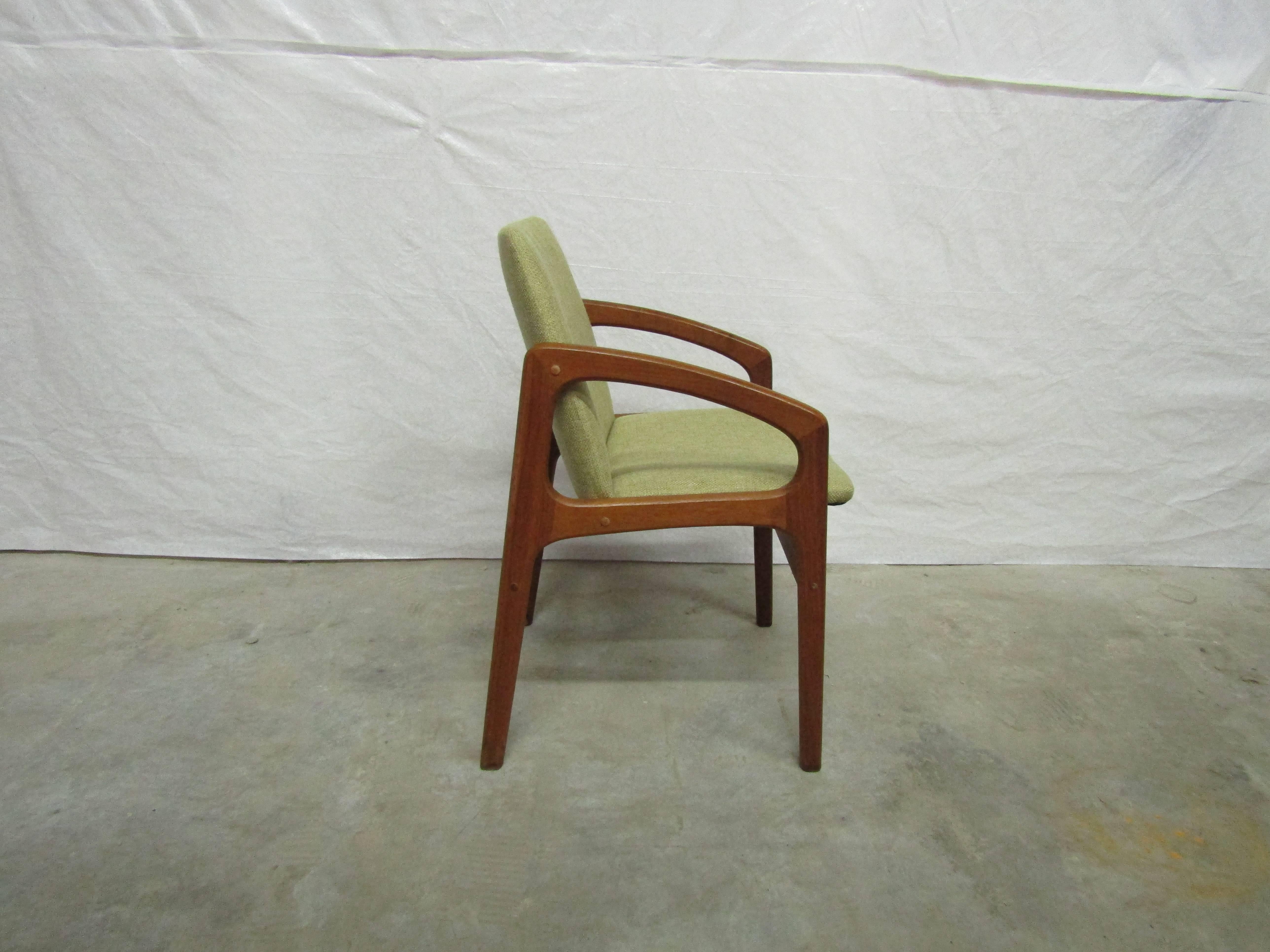 Cool Danish teak chairs with that vintage look, newly upholstered set of two.