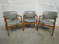 Three Classic Oak Armchairs, Einar Larsen & Axel Bender Madsen for Fritz Hansen