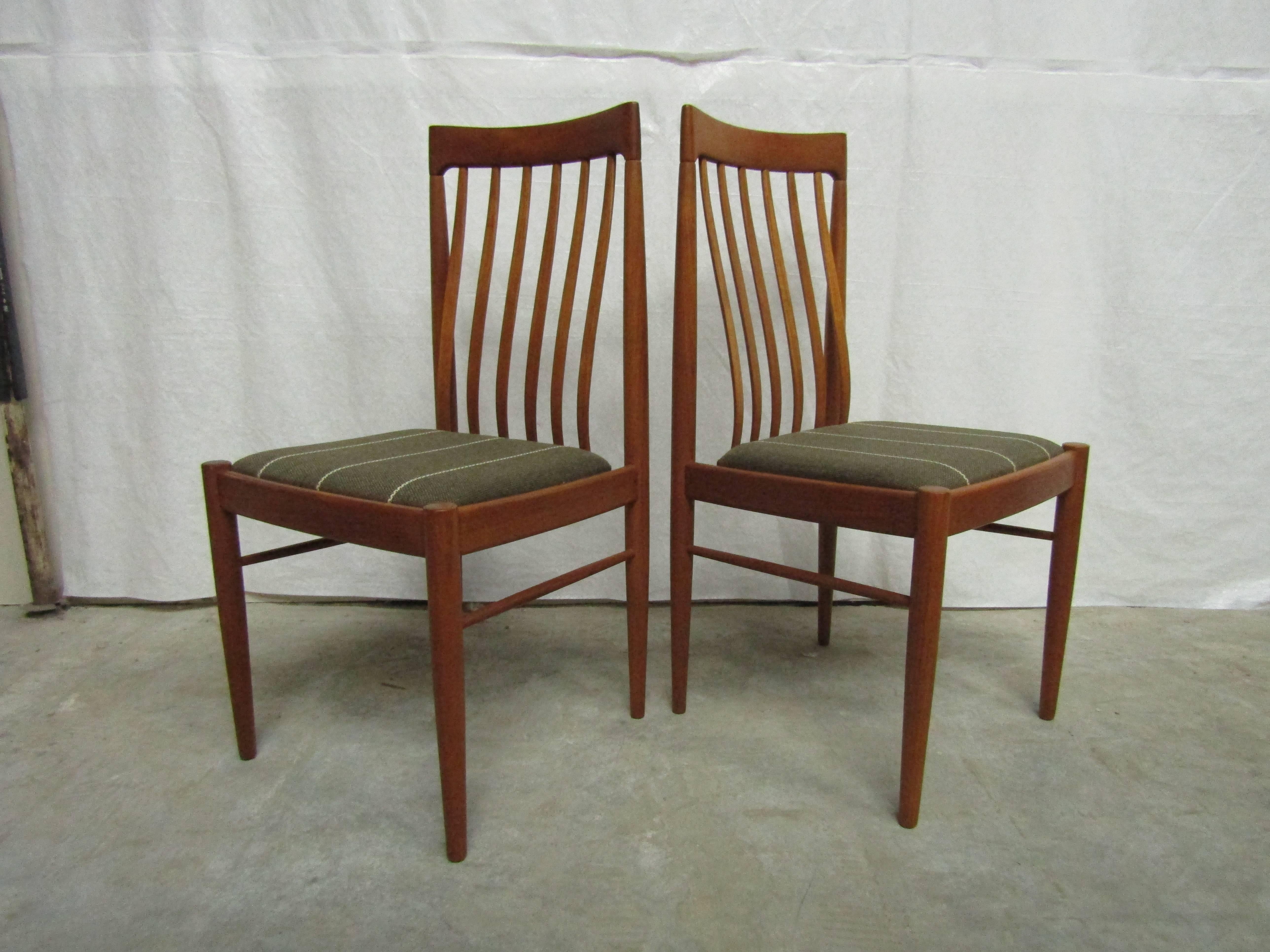 Mid-Century Modern Set of Four Exquisite Teak Dining Chairs, H.W. Klein for Bramin Mobler, Denmark For Sale