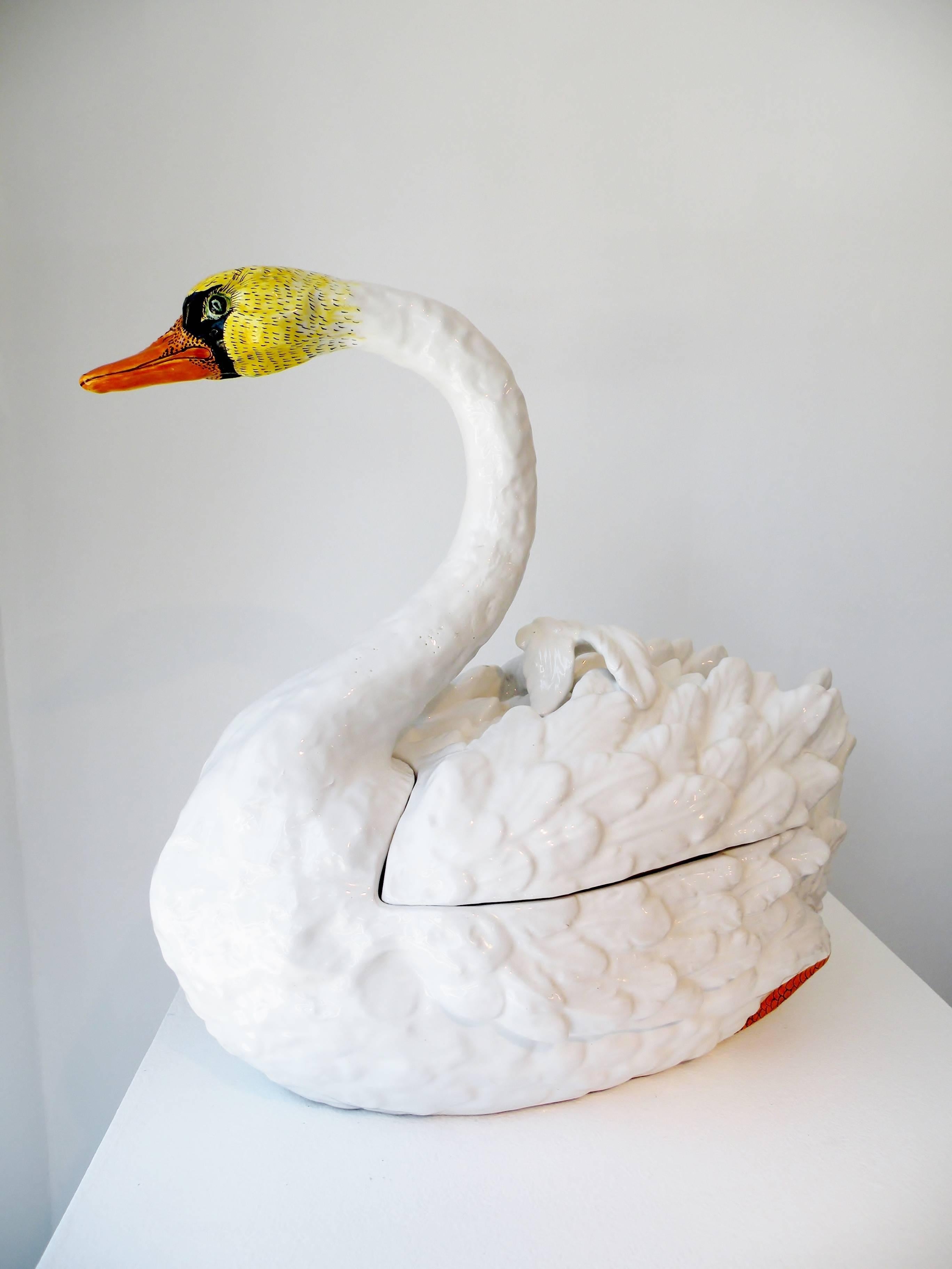 Large 1960s Bassano Italian Glazed Ceramic Sculptural Swan Tureen In Good Condition In Denver, CO