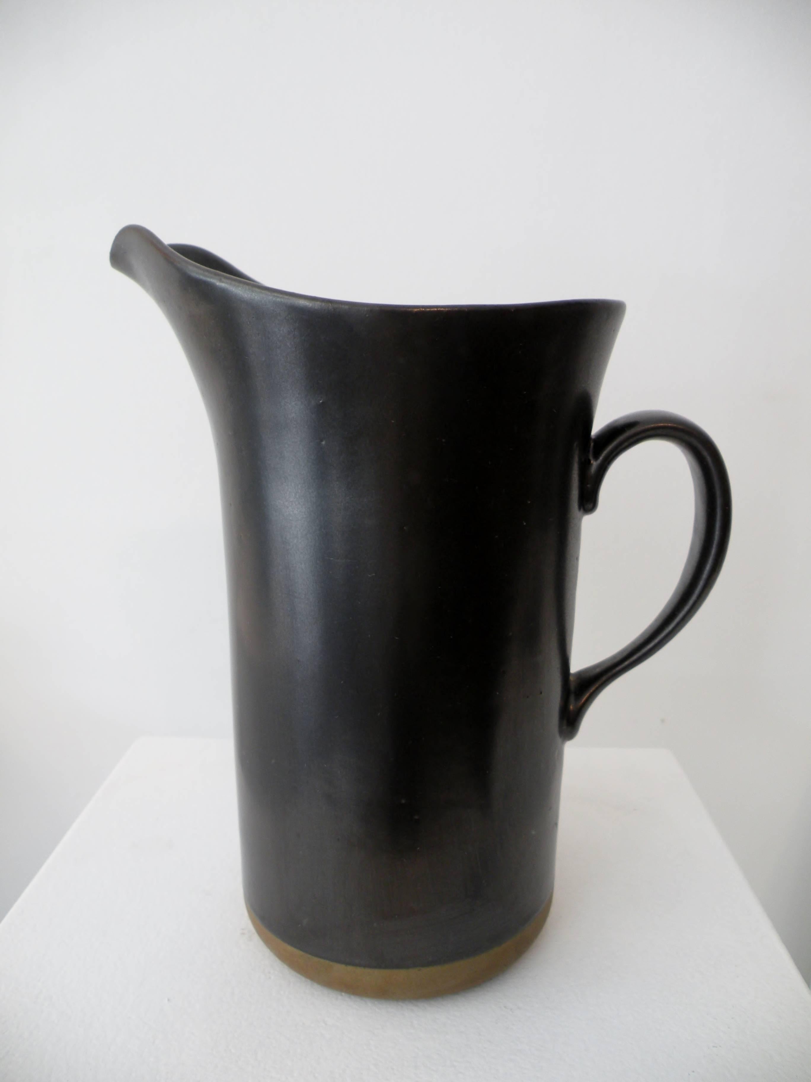 Mid-Century Modern Early Gordon & Jane Martz Marshall Studios Large Pottery Pitcher For Sale