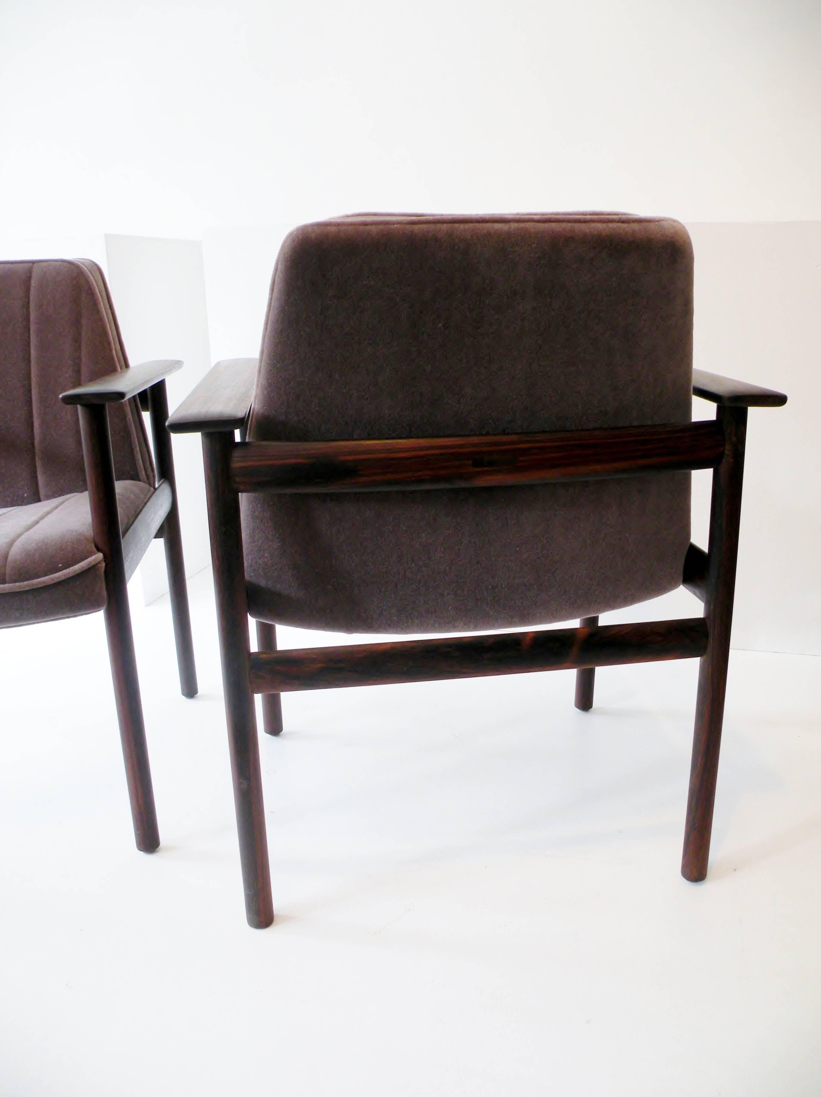 20th Century Pair of Fredrik Kayser Attributed Solid Rosewood Executive Lounge Chairs Norway