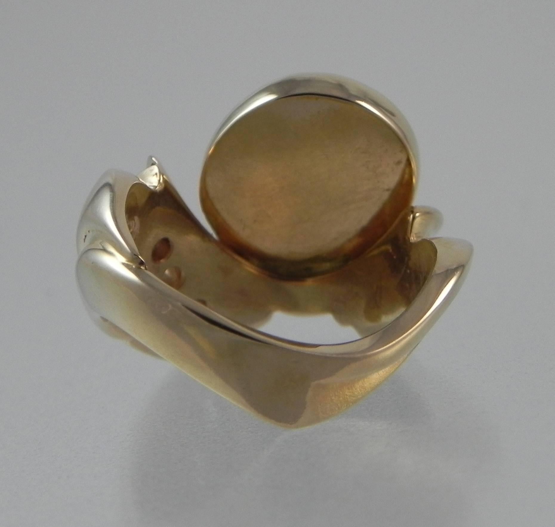 “What The Skies In Heaven Must Look Like” Gold and Opal One-of-a-Kind Ring In Excellent Condition For Sale In Denver, CO
