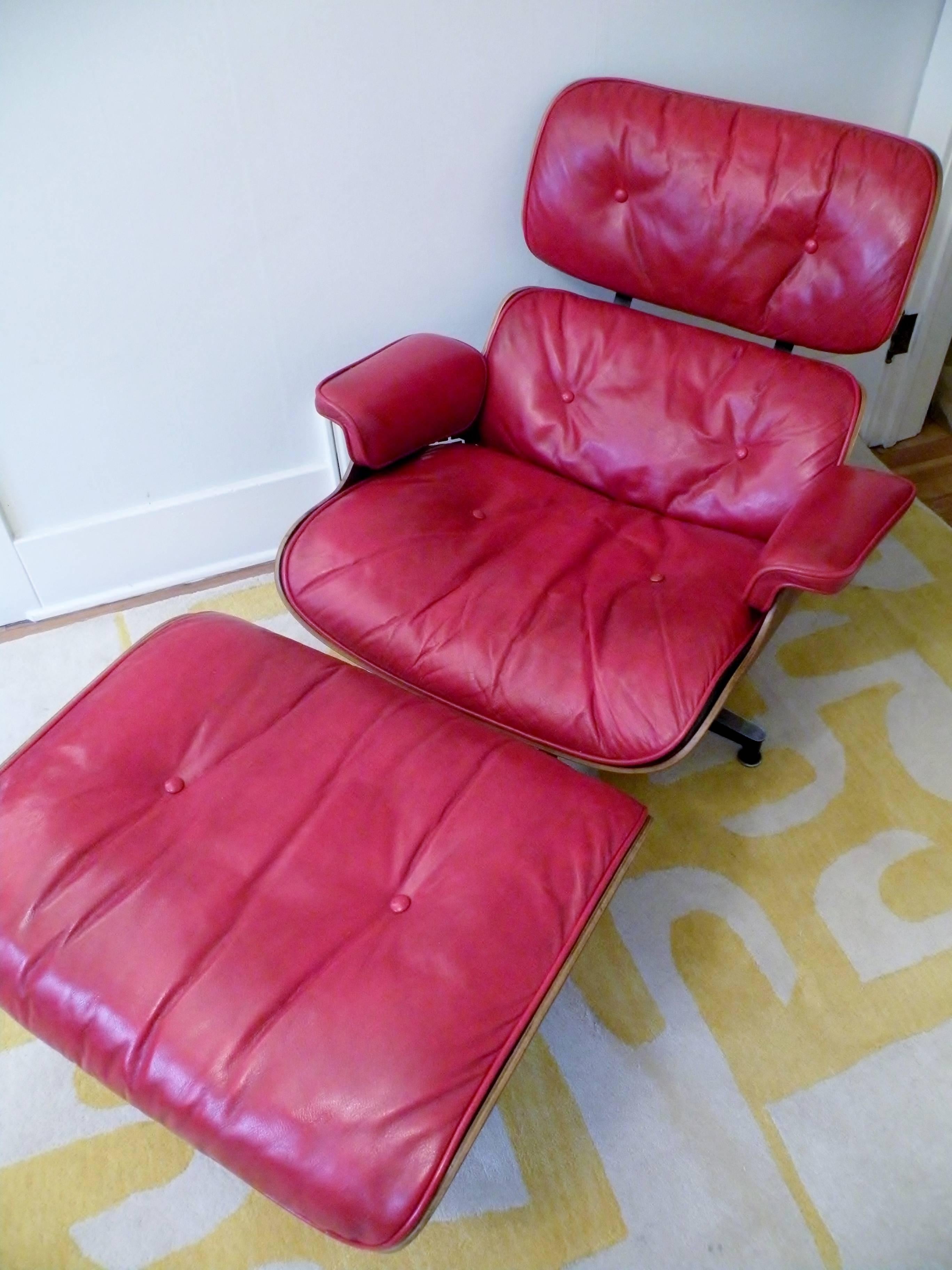 American 1960s Charles & Ray Eames Custom Red 670 671 Lounge Chair Ottoman Herman Miller