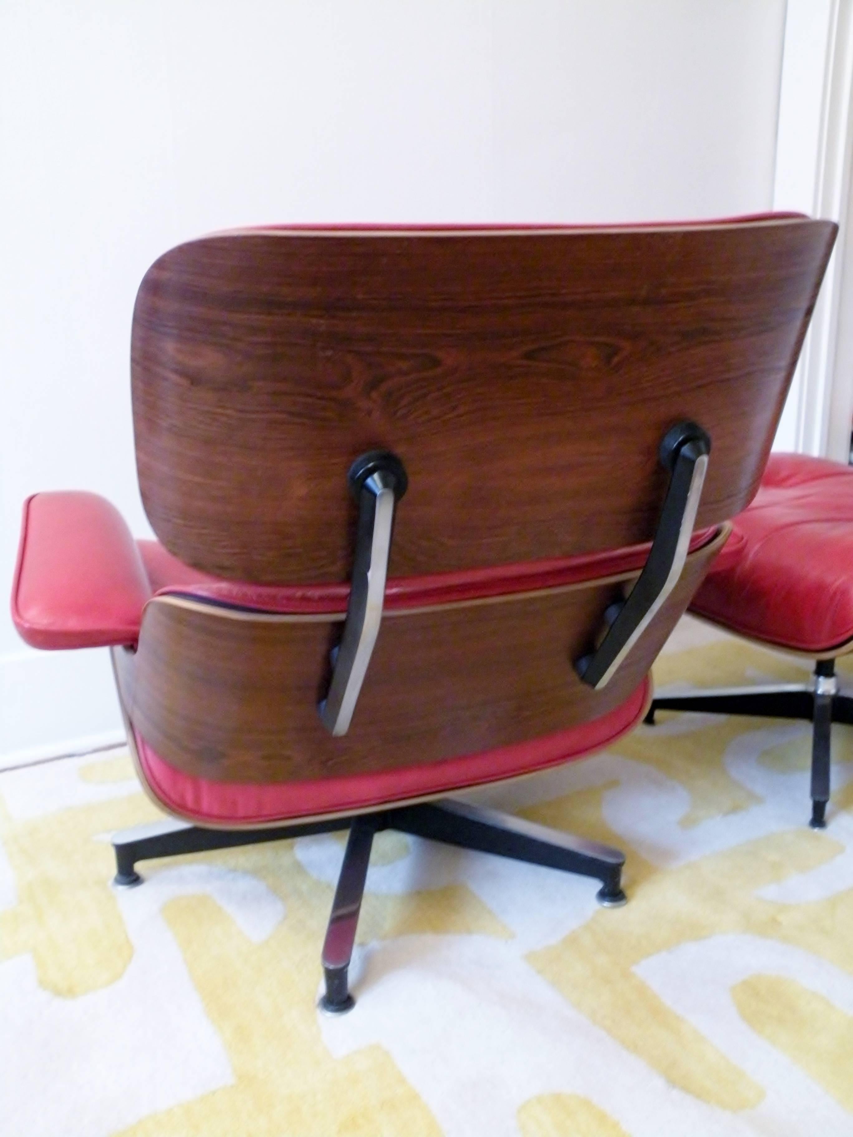 eames lounge chair red