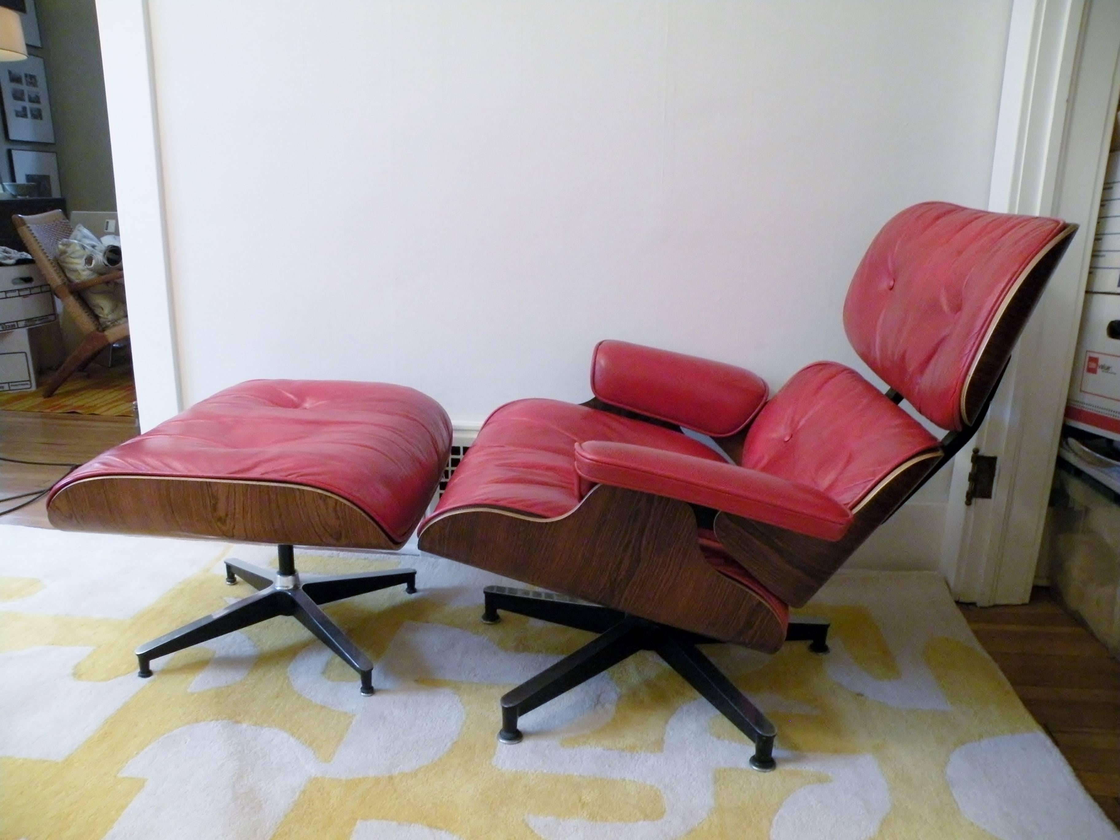 Mid-Century Modern 1960s Charles & Ray Eames Custom Red 670 671 Lounge Chair Ottoman Herman Miller