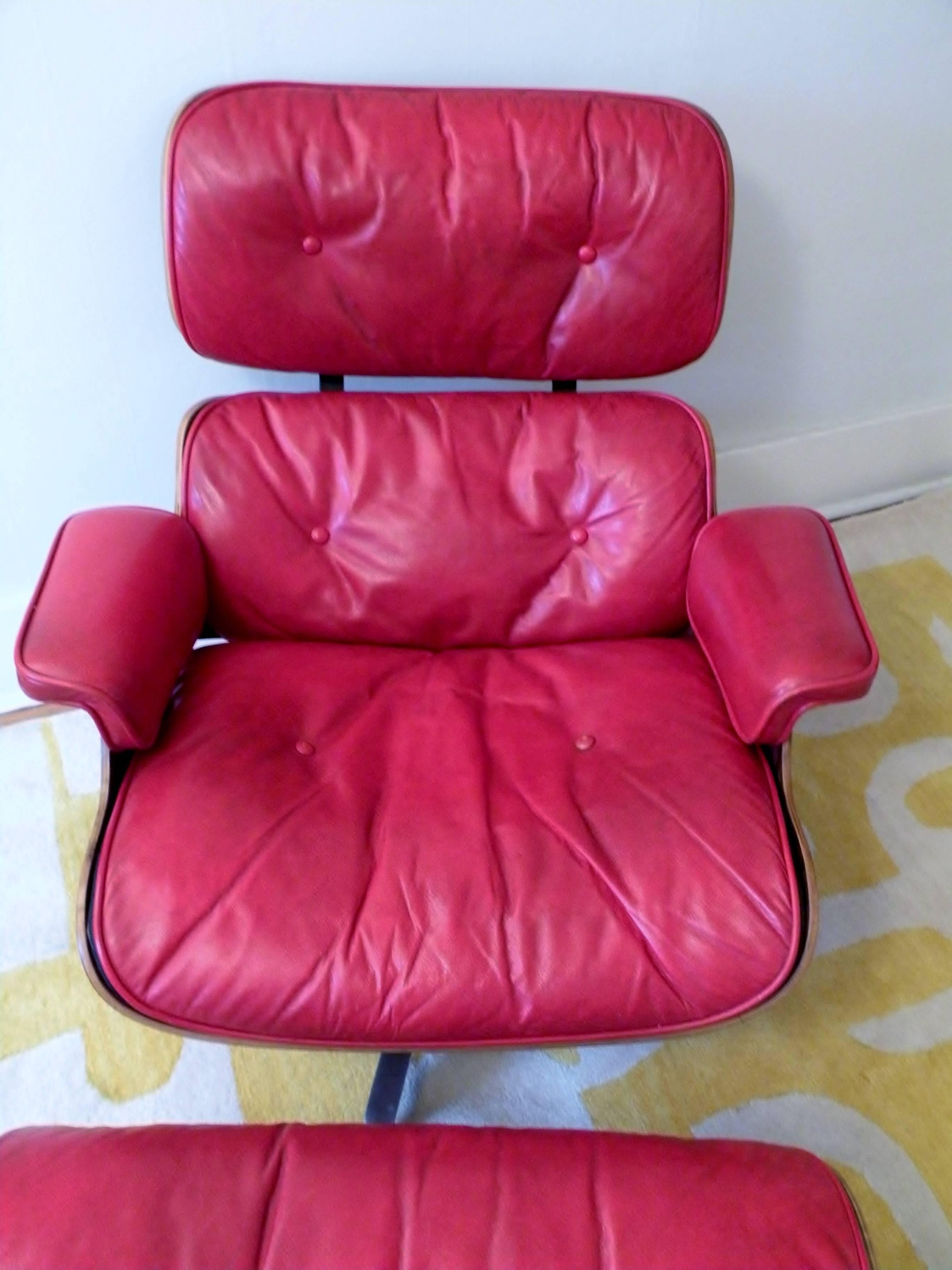 Mid-20th Century 1960s Charles & Ray Eames Custom Red 670 671 Lounge Chair Ottoman Herman Miller