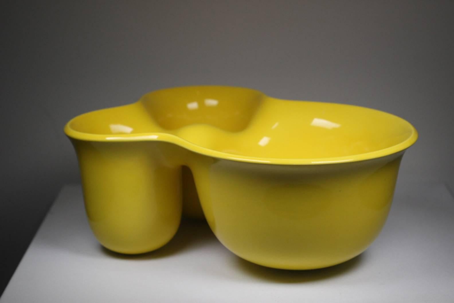 Modern Italian Vibrant Yellow Glazed Ceramic Bowl In Excellent Condition In San Francisco, CA