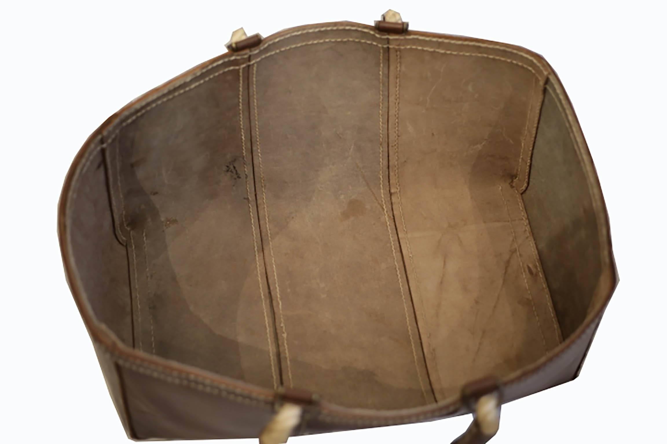 Buffalo Leather Log Blanket Bag with Bronze Fitting and Natural Rope Handles In Excellent Condition In San Francisco, CA