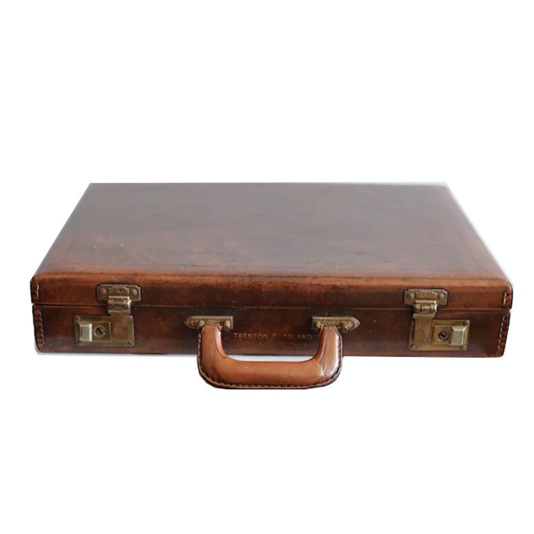 Midcentury HandStitched Leather and Brass Briefcase, circa 1970 For Sale at 1stDibs