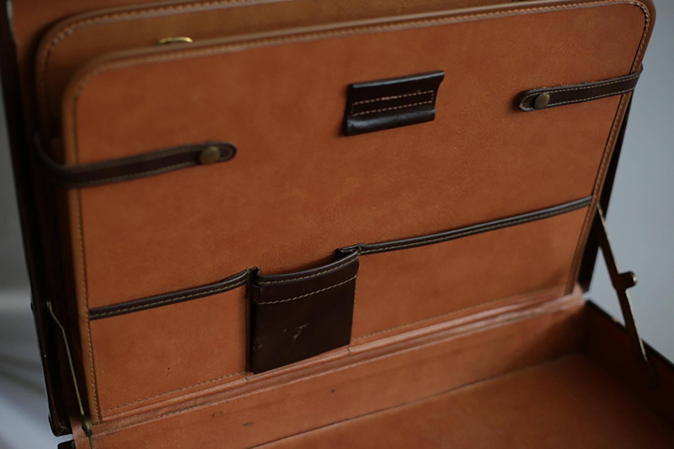 Midcentury Hand-Stitched Leather and Brass Briefcase, circa 1970 In Excellent Condition In San Francisco, CA