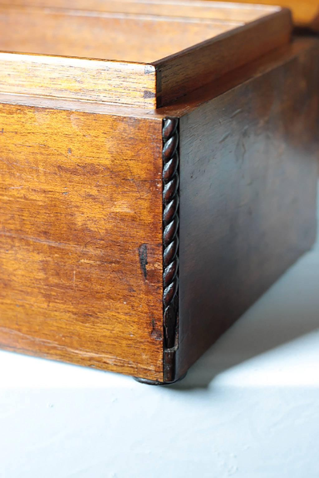 Inlay Late 19th Inlaid Mahogany and Maple Wood Box