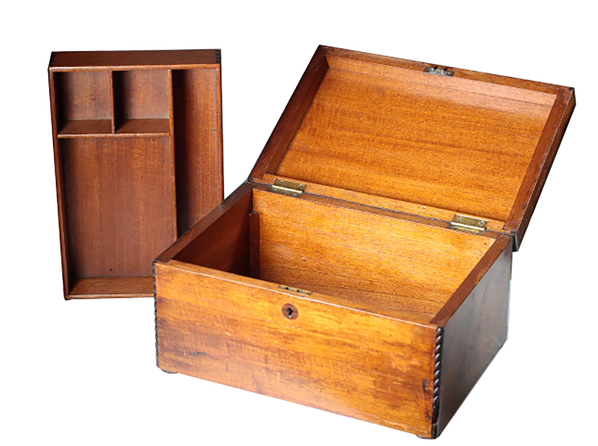 19th Century Late 19th Inlaid Mahogany and Maple Wood Box