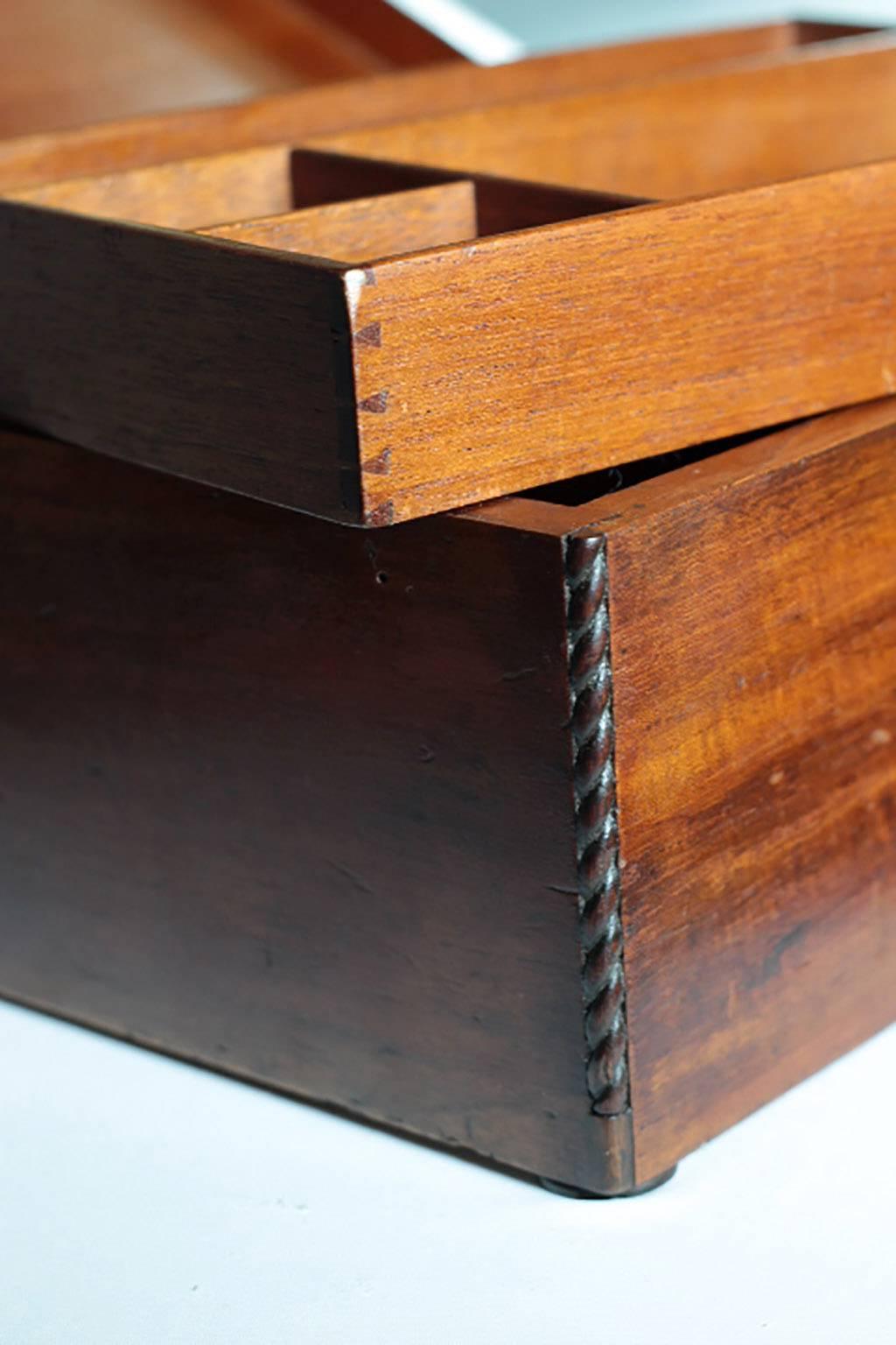 Late 19th Inlaid Mahogany and Maple Wood Box In Excellent Condition In San Francisco, CA