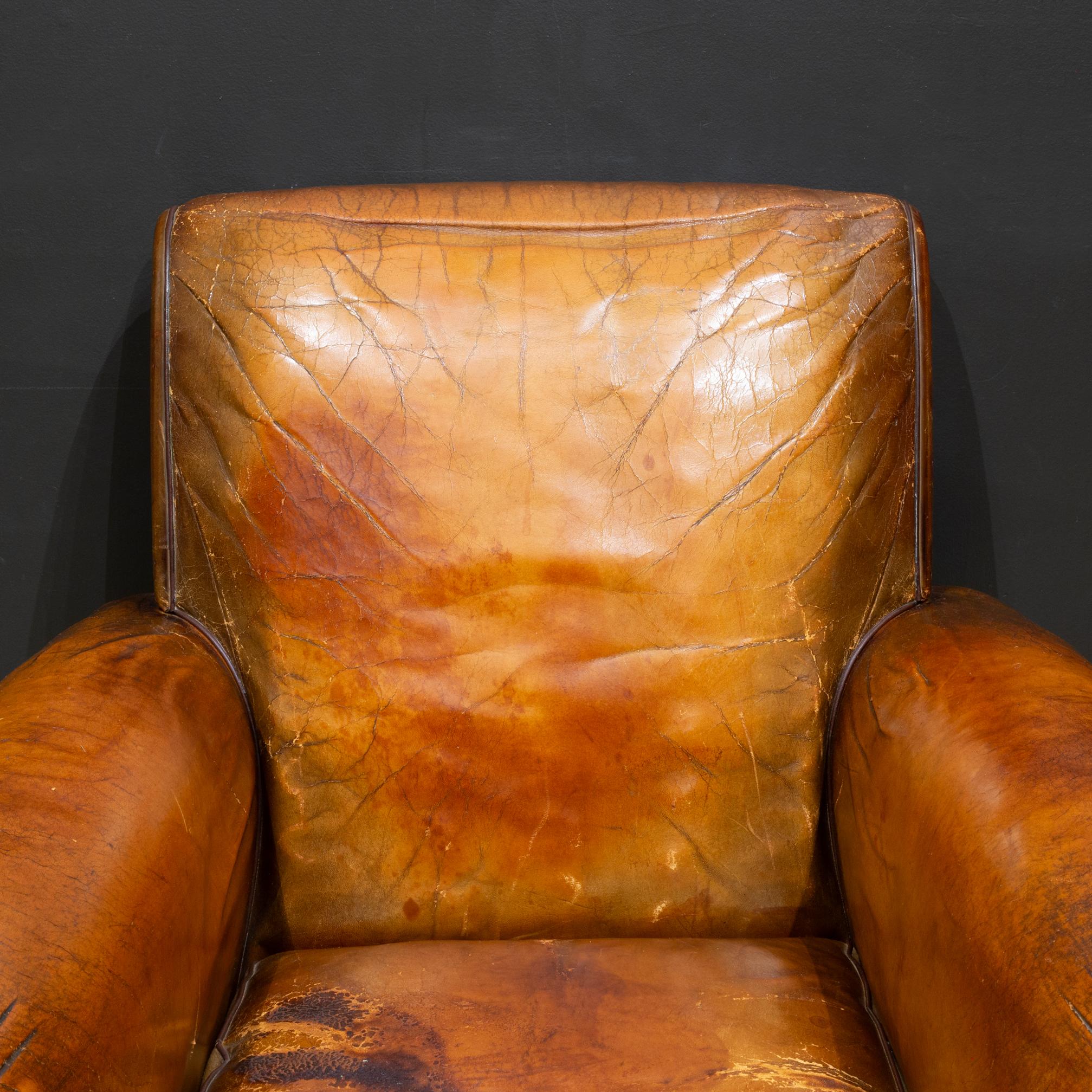 Pair of Distressed Leather Club Chairs c.1930 For Sale 3
