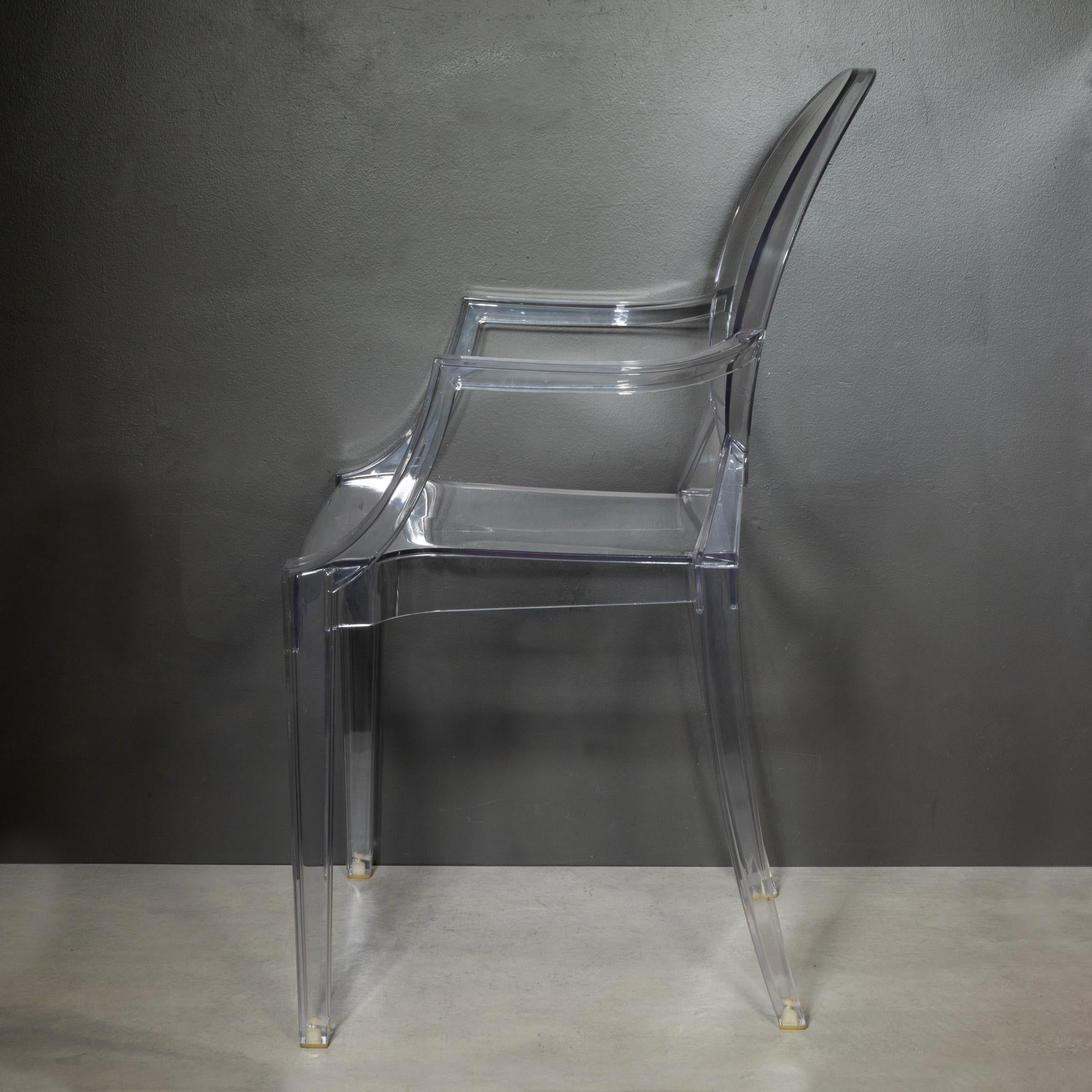À PROPOS DE

Le prix est pour le lot de quatre. Disponible en cristal transparent. 

Le fauteuil Louis Ghost est un triomphe postmoderne de l'innovation technique et du style historique - une réinvention du fauteuil Louis XVI classique en une seule