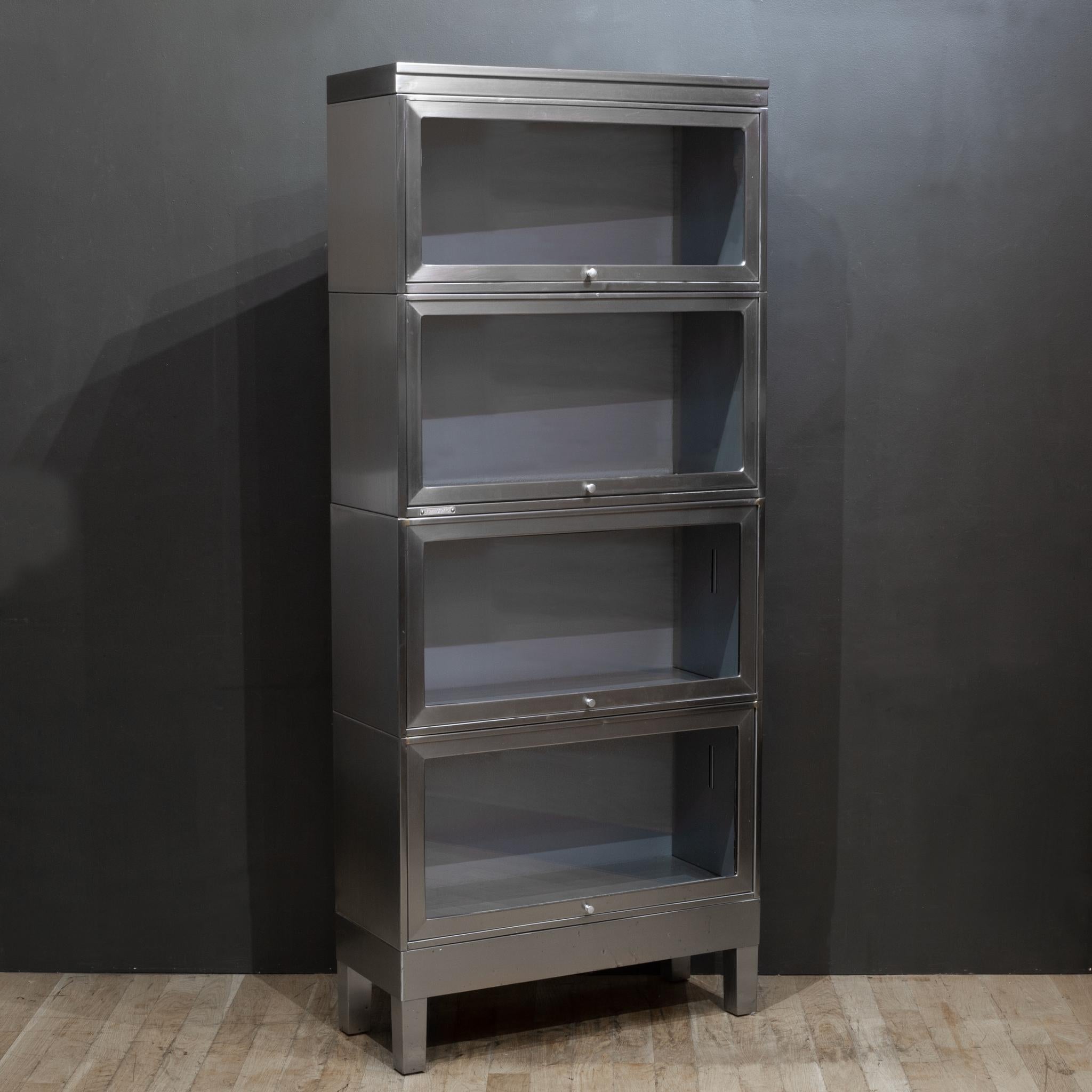 Industriel Bibliothèque d'avocat en métal du milieu du siècle A.Wernicke 4 Stack c.1963 en vente
