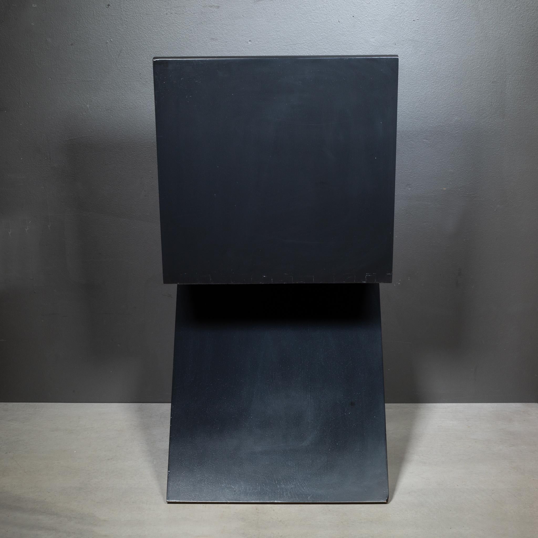 Modern Gerrit Thomas Rietveld Zig Zag Chair By Cassina c.1983 For Sale