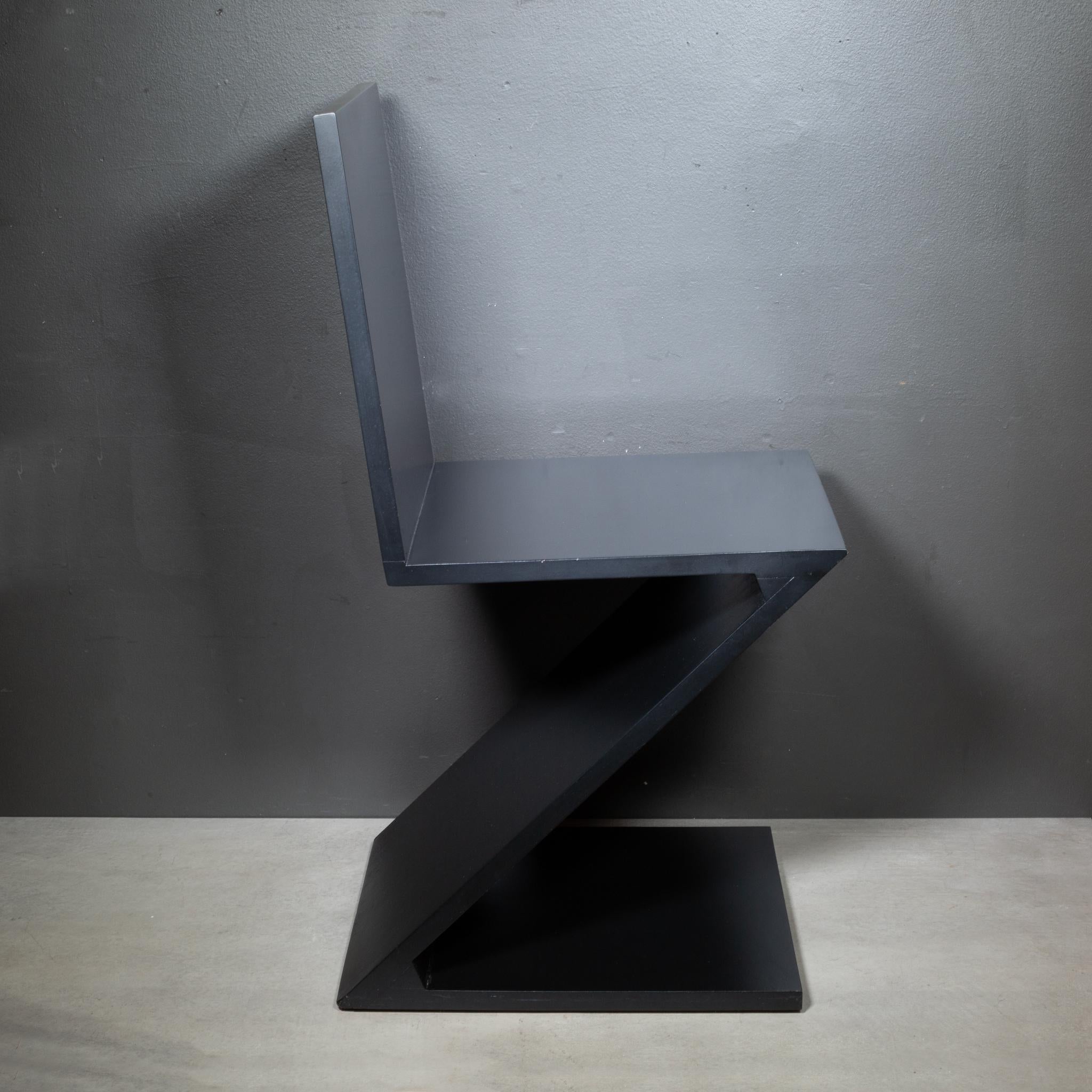Italian Gerrit Thomas Rietveld Zig Zag Chair By Cassina c.1983 For Sale