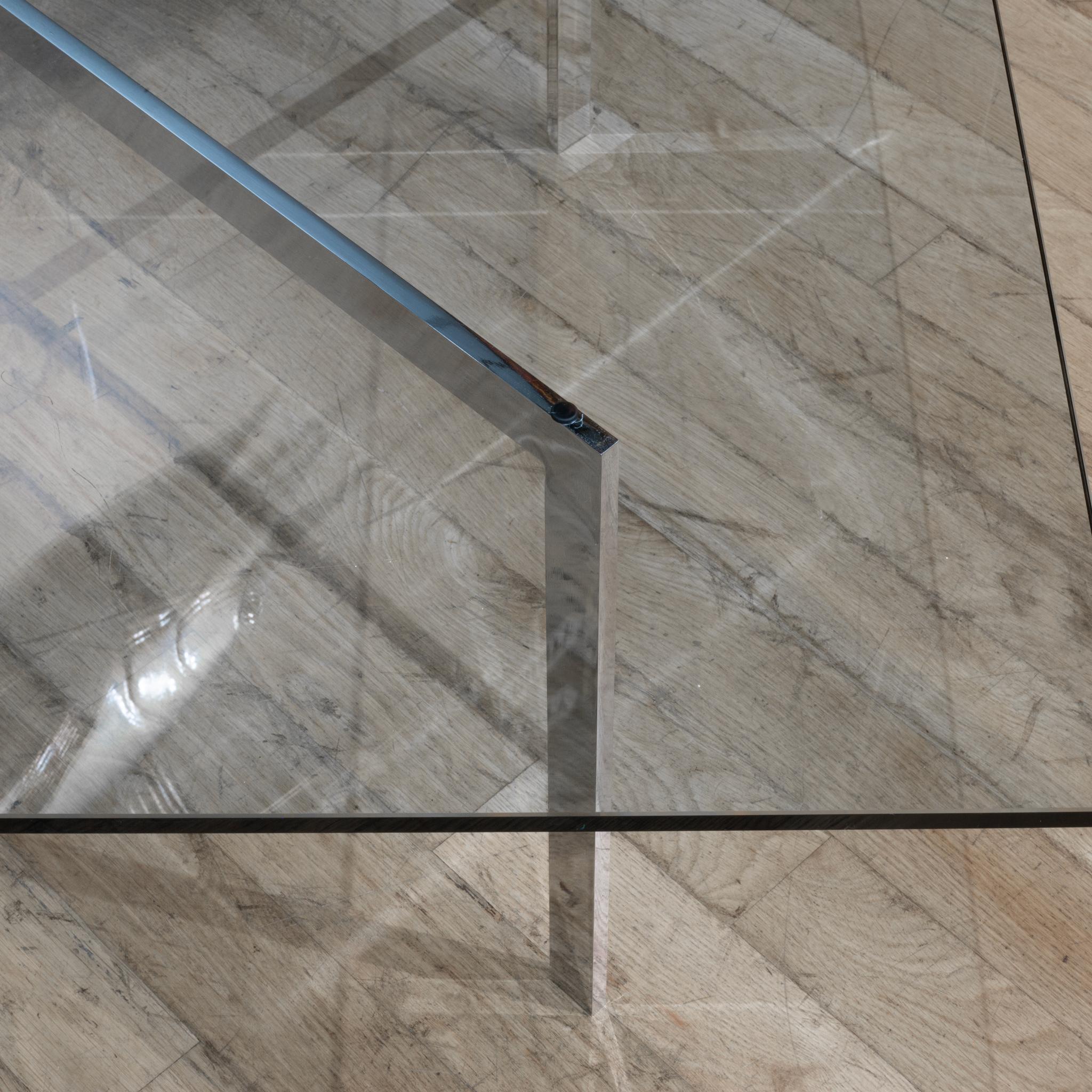 Américain Table basse de style Barcelone de Mies Van Der Rohe en vente