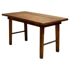 siglo XIX Mesa alta de roble macizo de estilo rústico, h. 1850