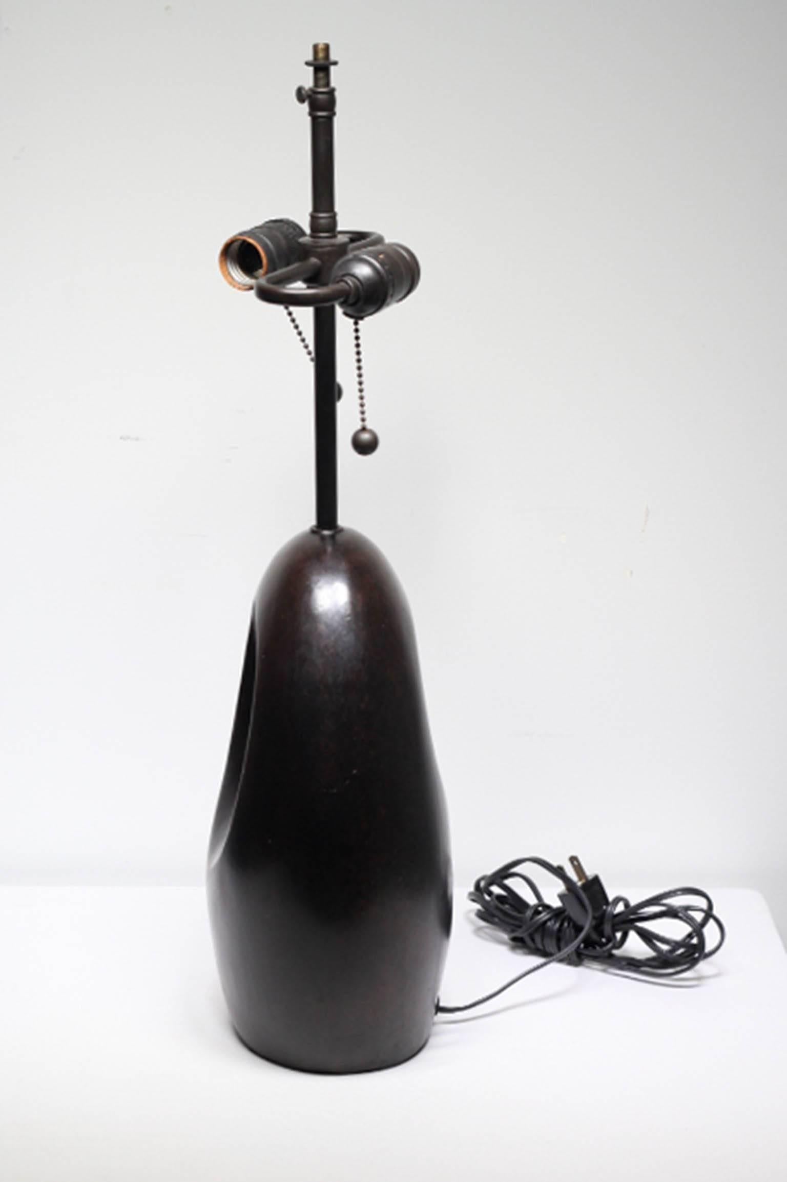 Modernist Bronze Table Lamp In Excellent Condition In San Francisco, CA