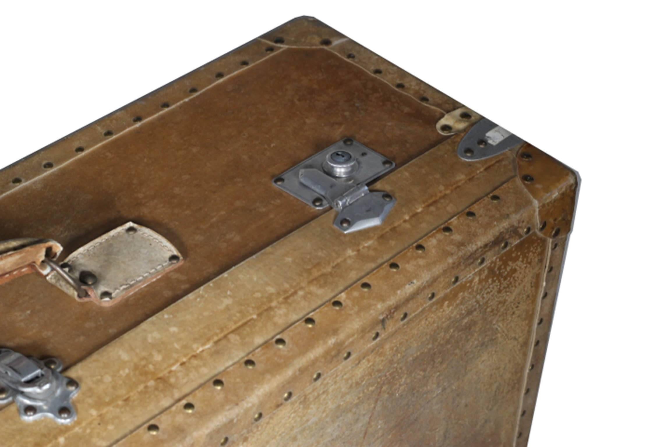 Early 20th Century Pig Vellum Suitcase In Excellent Condition In San Francisco, CA