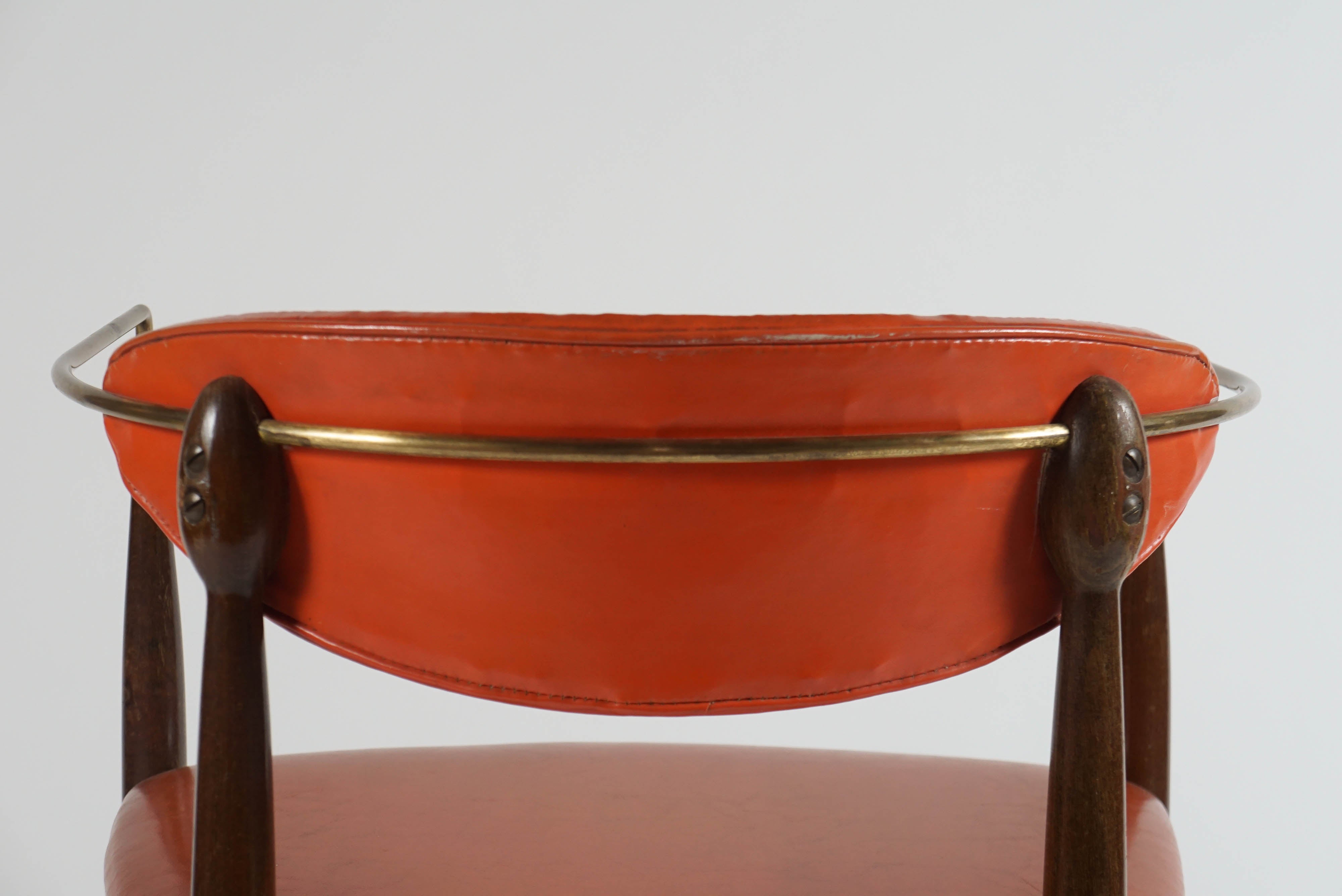 Dan Johnson Viscount Chair In Good Condition In Kingston, NY