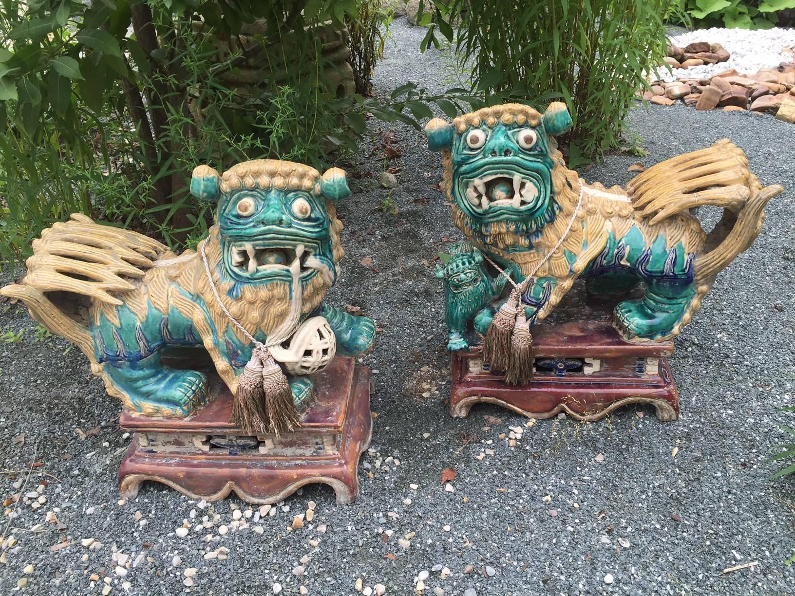 China Antique Pair hand painted hand glazed garden blue ceramic Foo Dog Guardian 1