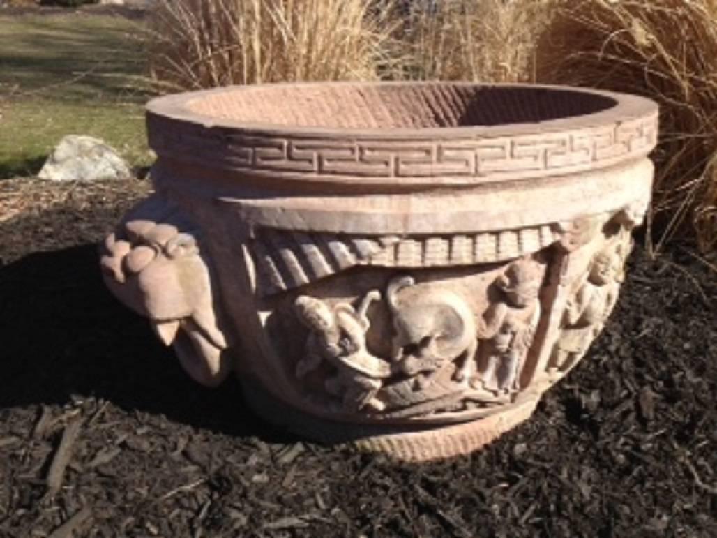 Chinese China Huge Hand-Carved Round Garden Stone Planter or Water Basin