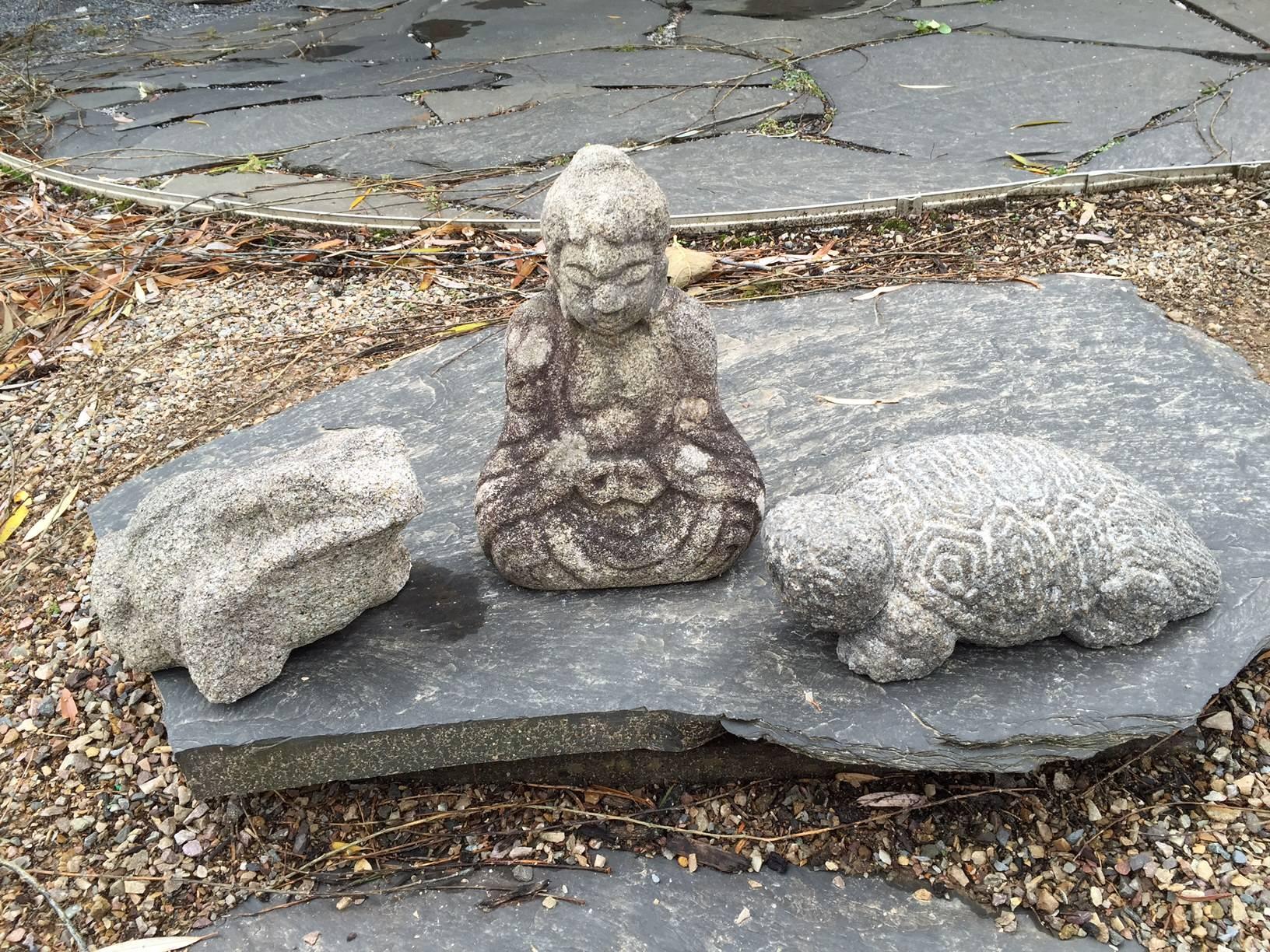 Burly Old Japan Stone Frog Brings Joy to Your Heart, Garden and Soul In Good Condition In South Burlington, VT