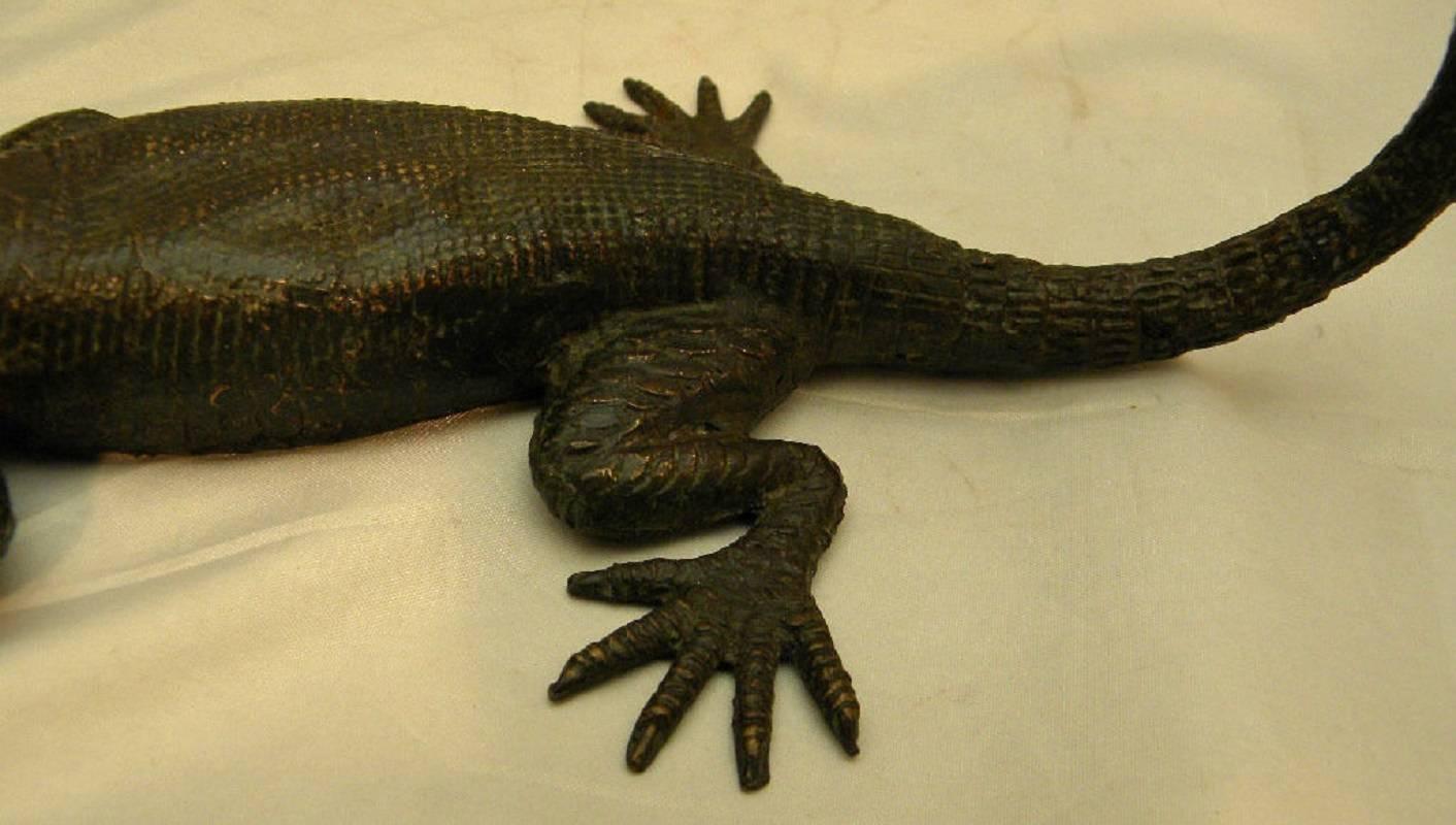 20th Century Fine Hand made Hand cast Antique Bronze Lizard Old Japan