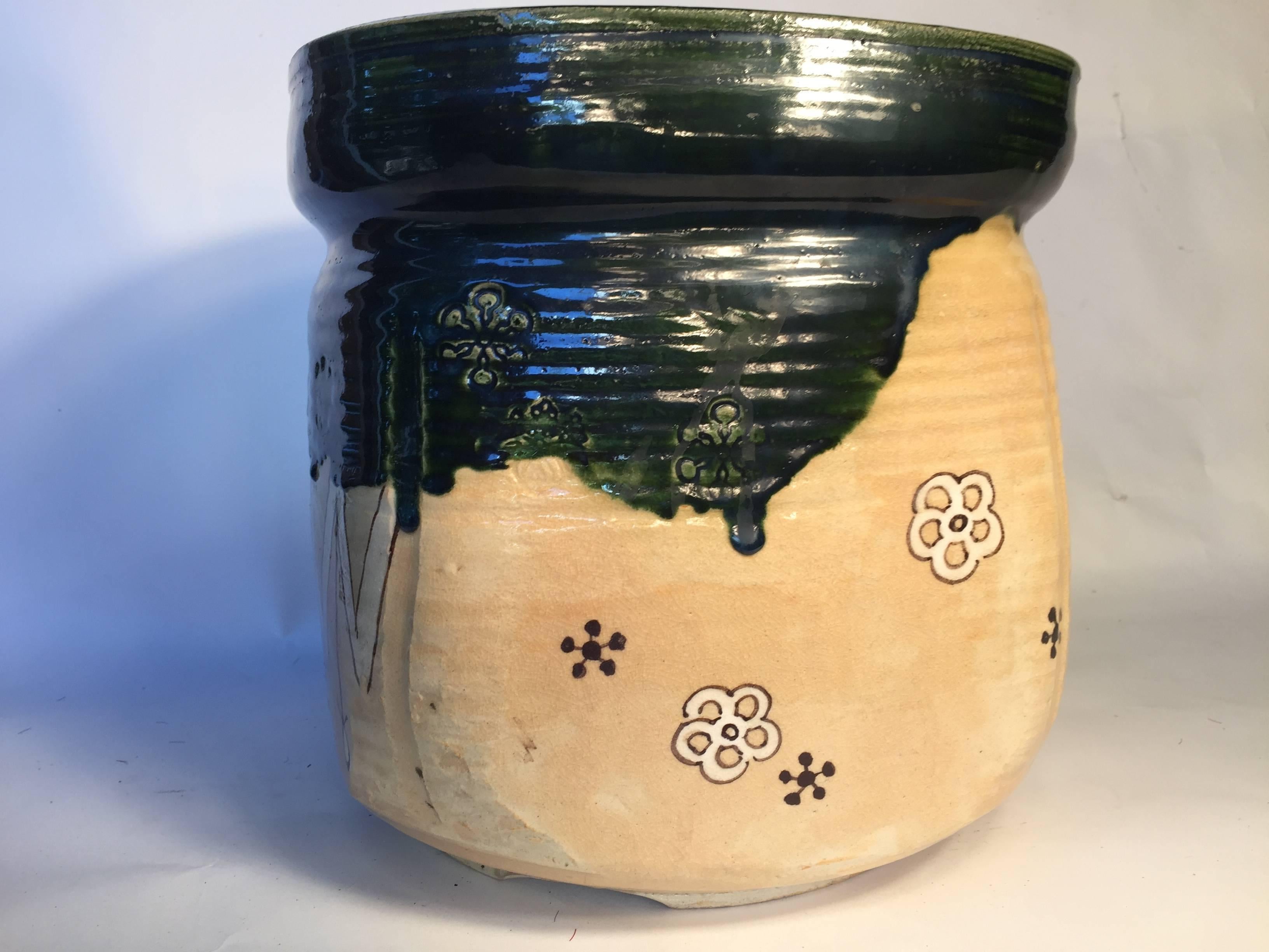 Japan Big Hand made hand glazed Ceramic Garden Planter Mint Signed & Boxed 1