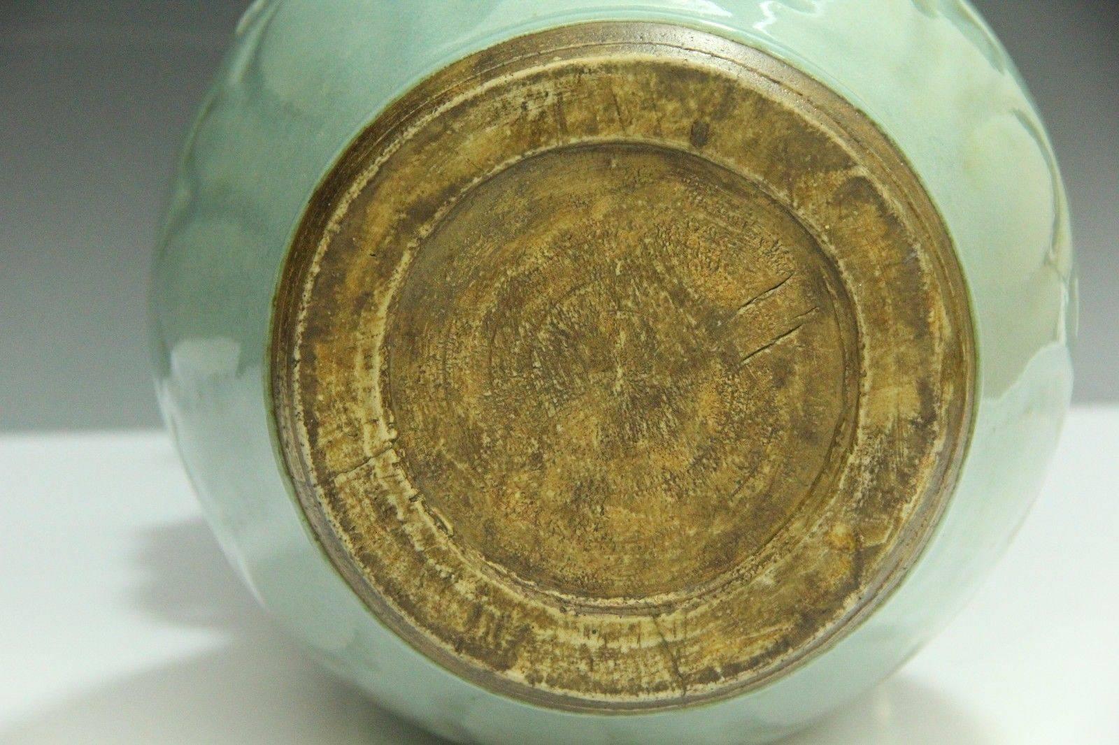 Beautiful Chinese Large Porcelain Celadon 
