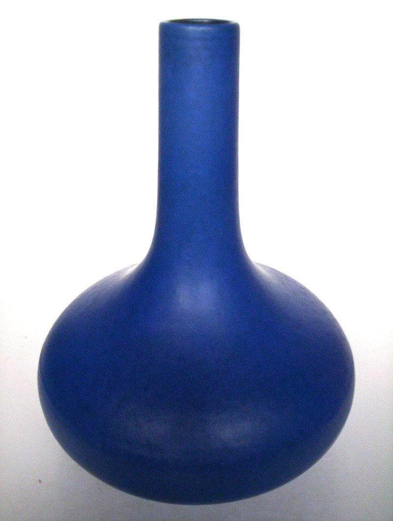 Early Contemporary Handmade Hand Glazed Blue Tapered Bottle Form Vase In Excellent Condition In South Burlington, VT