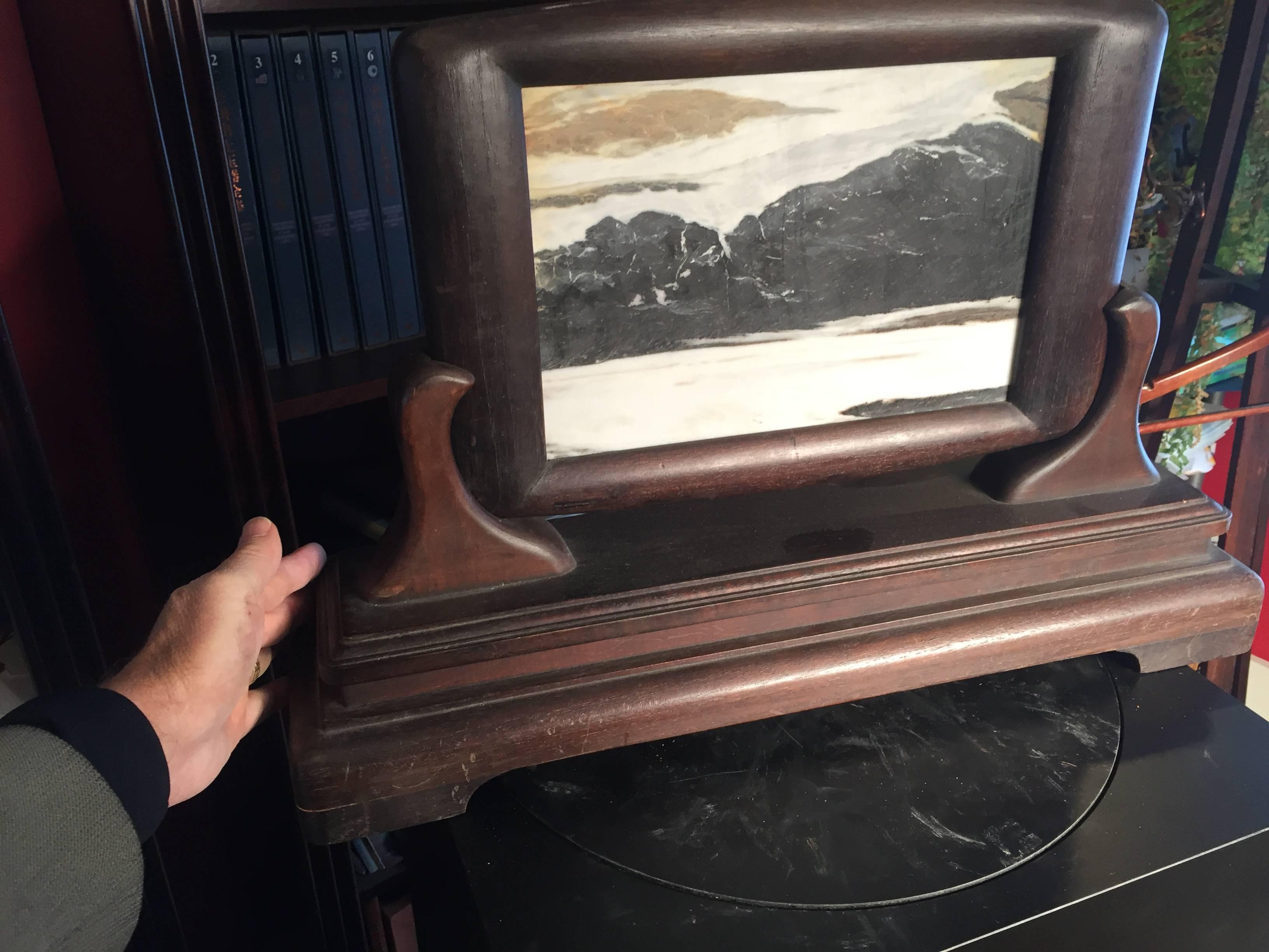 Hand-Crafted Beautiful China Natural Stone Marble Painting Displayed in Custom Table Frame