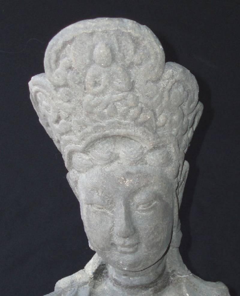 China important early hand-carved effigy of the Bodhisattva “Guan Yin” in International Pose, 28 H, sandstone, Qing dynasty (1644-1911 C.E.)

Hand-carved one of a kind- Joyful face!

One of a rare pair of Bodhissatvas found together, this