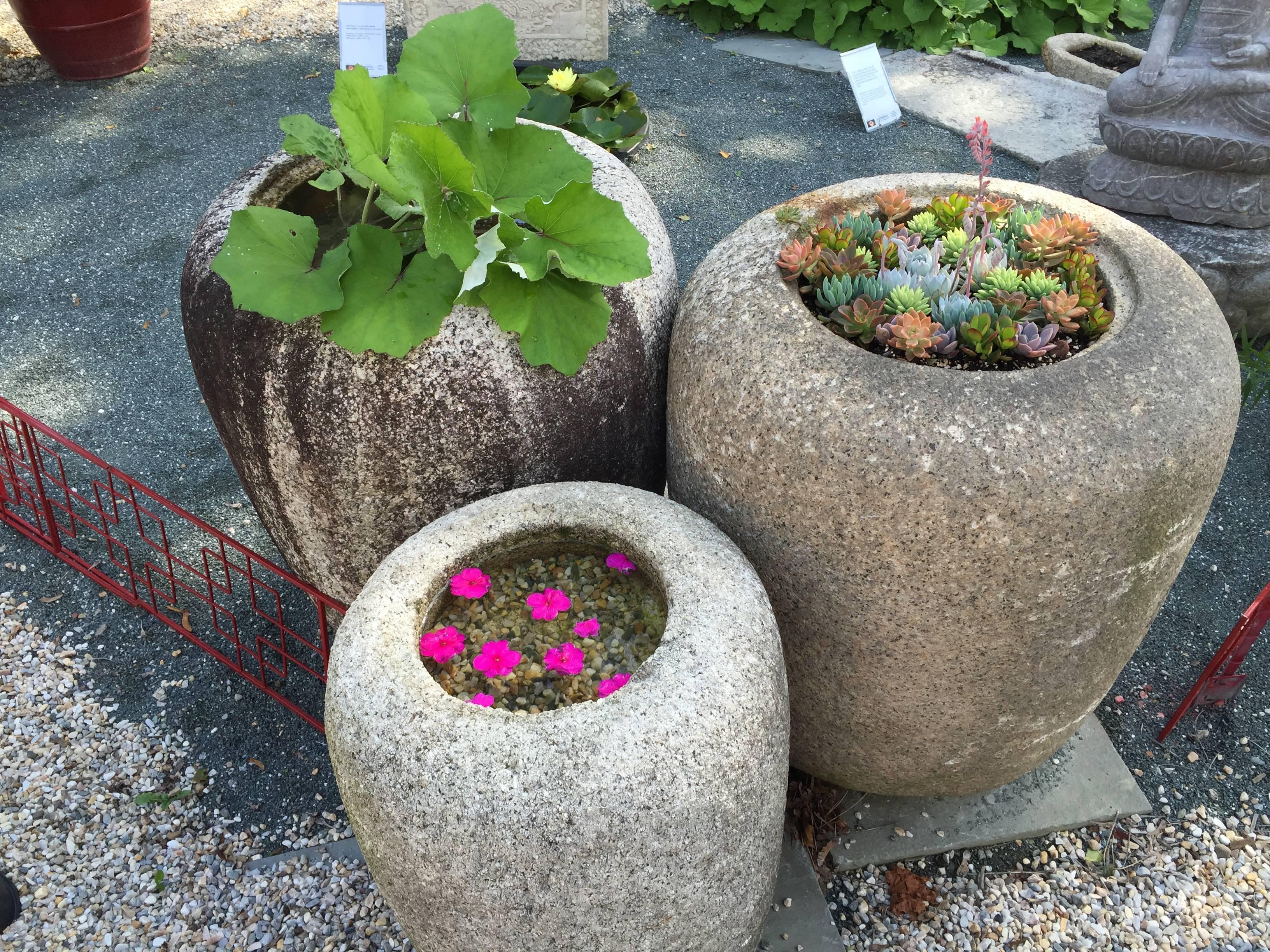 Taisho Fine Japanese Antique Classic Hand carved Stone Garden Planter Water Basin, 29