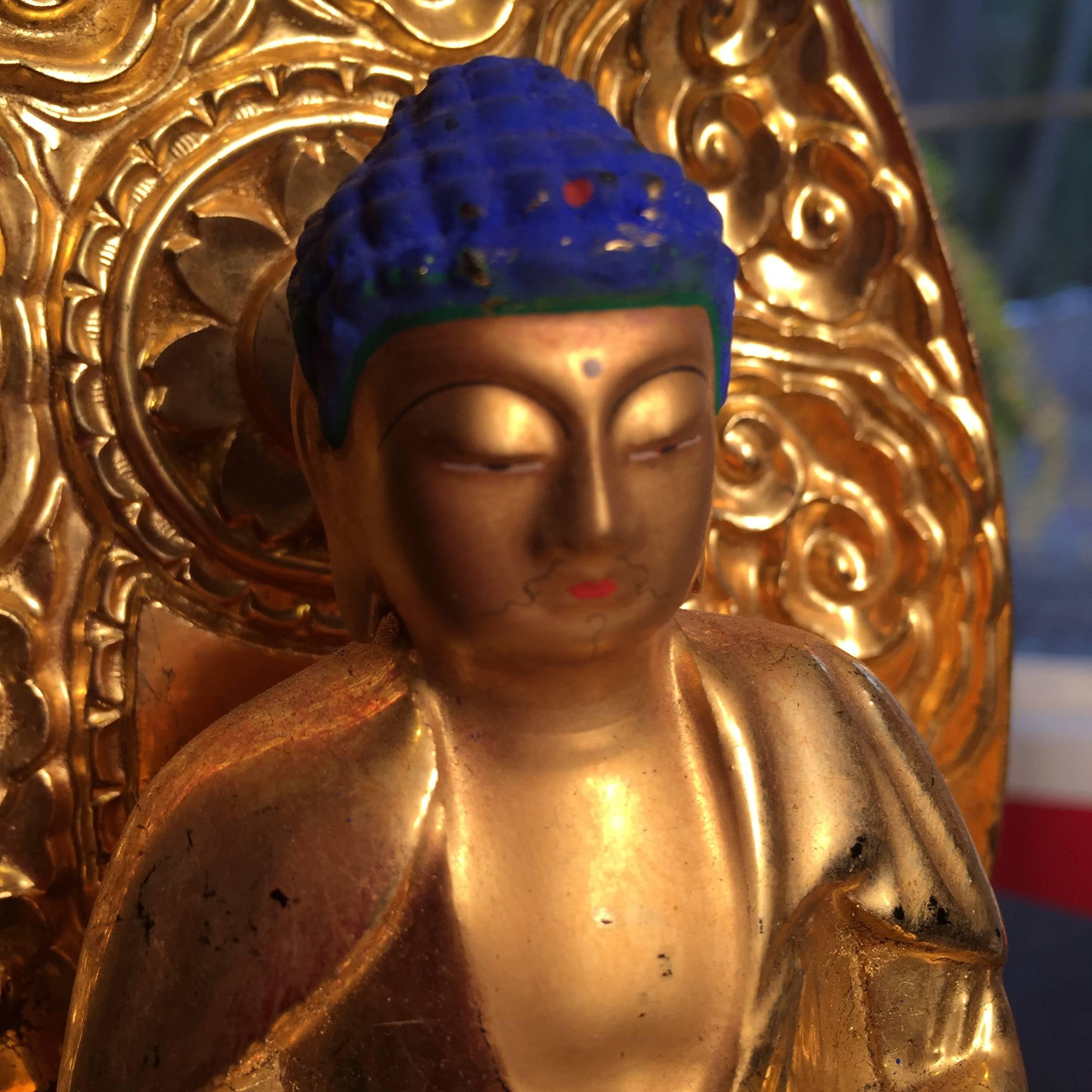 20th Century Beautiful Japanese Gold Gilt & Lacquered Meditation Buddha Mint Find from Tokyo