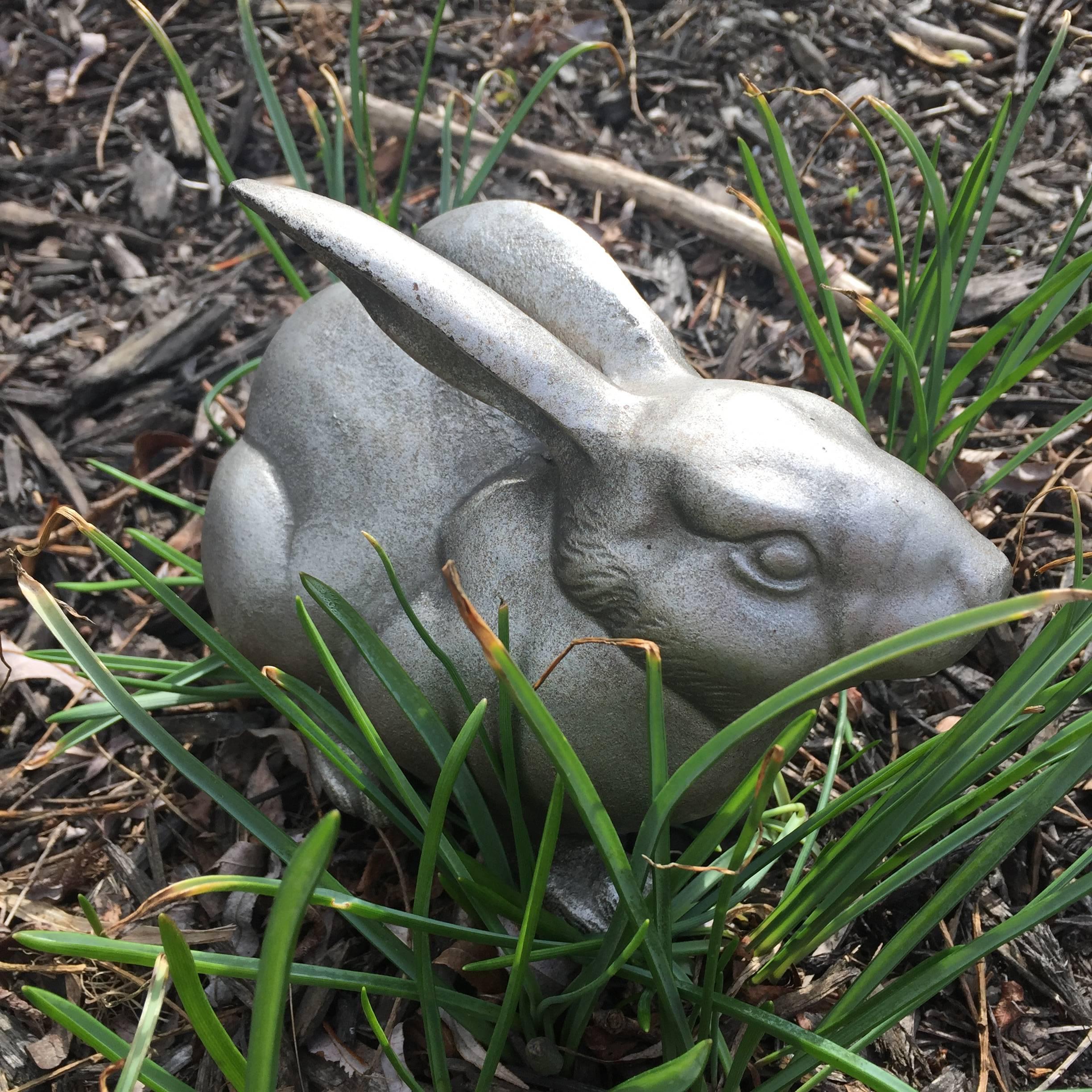 Japan Fine Antique Big Eared Garden Bronze Rabbit In Good Condition In South Burlington, VT