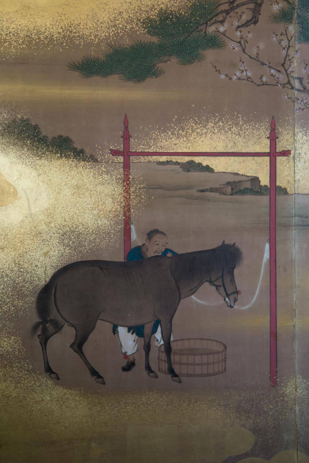 Japanese HORSES Fine Antique Two-Panel Gold Mist Screen Meiji Period 19thc In Good Condition In South Burlington, VT