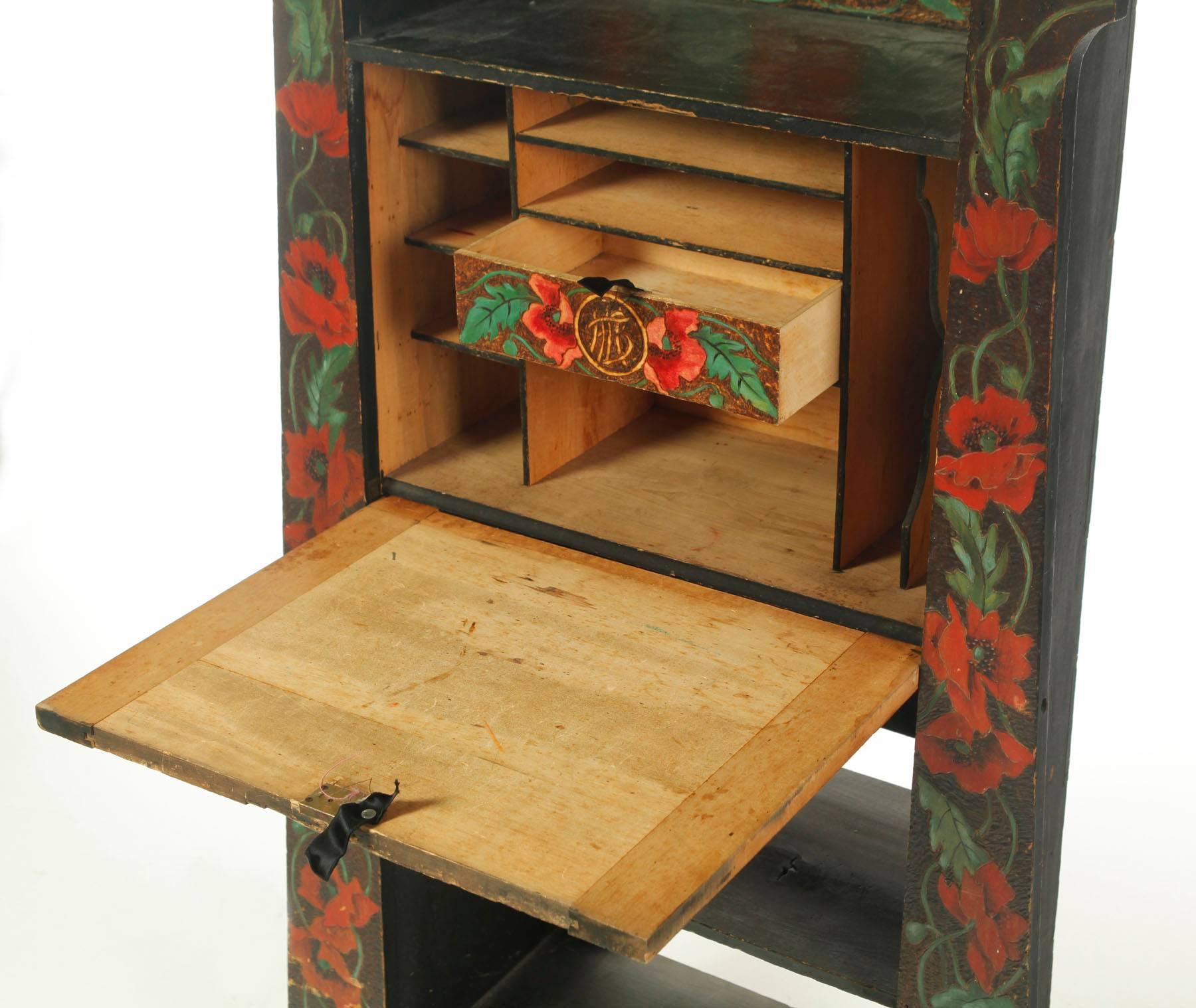 Amerikanische antike handbemalte antike Stücke  Vogele und Pflanzgefäße Schreibtisch (amerikanisch) im Angebot