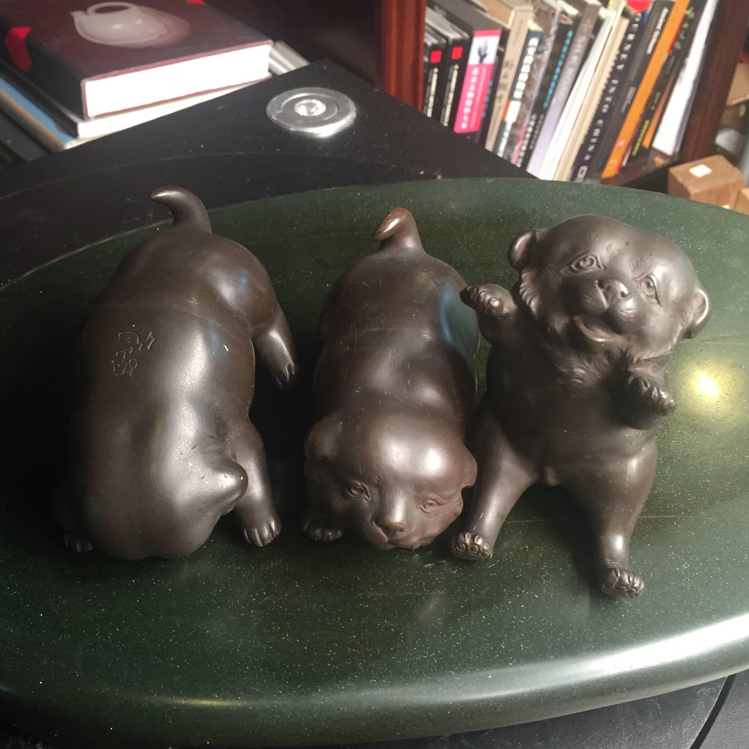 Japan Antique Playful Puppies Bronze Set Three (3)  Meiji period (1868-1912) 1
