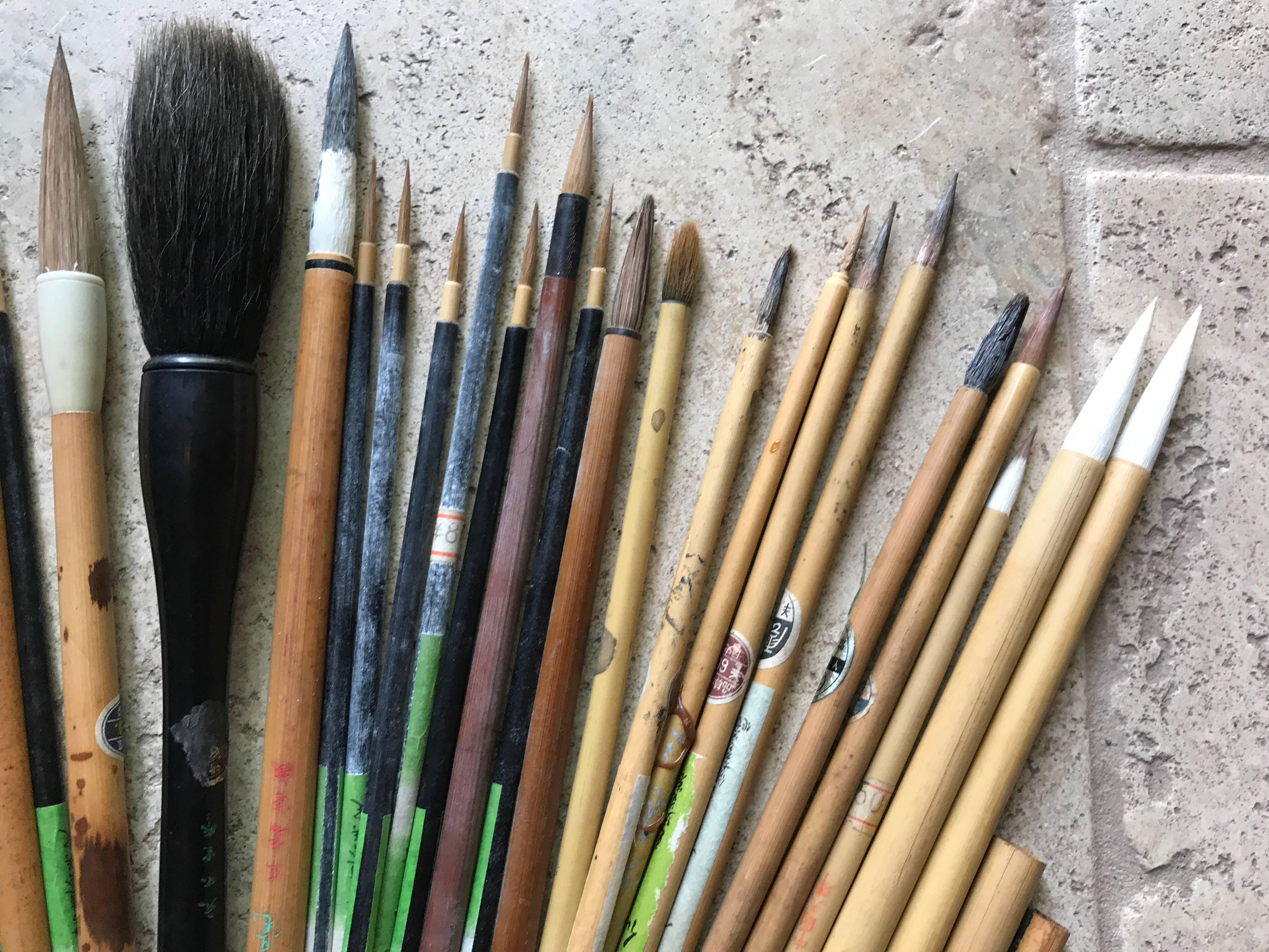 Found! Antique Artisan's Cache of 43 Old Paint and Calligraphy Bamboo Brushes In Good Condition In South Burlington, VT