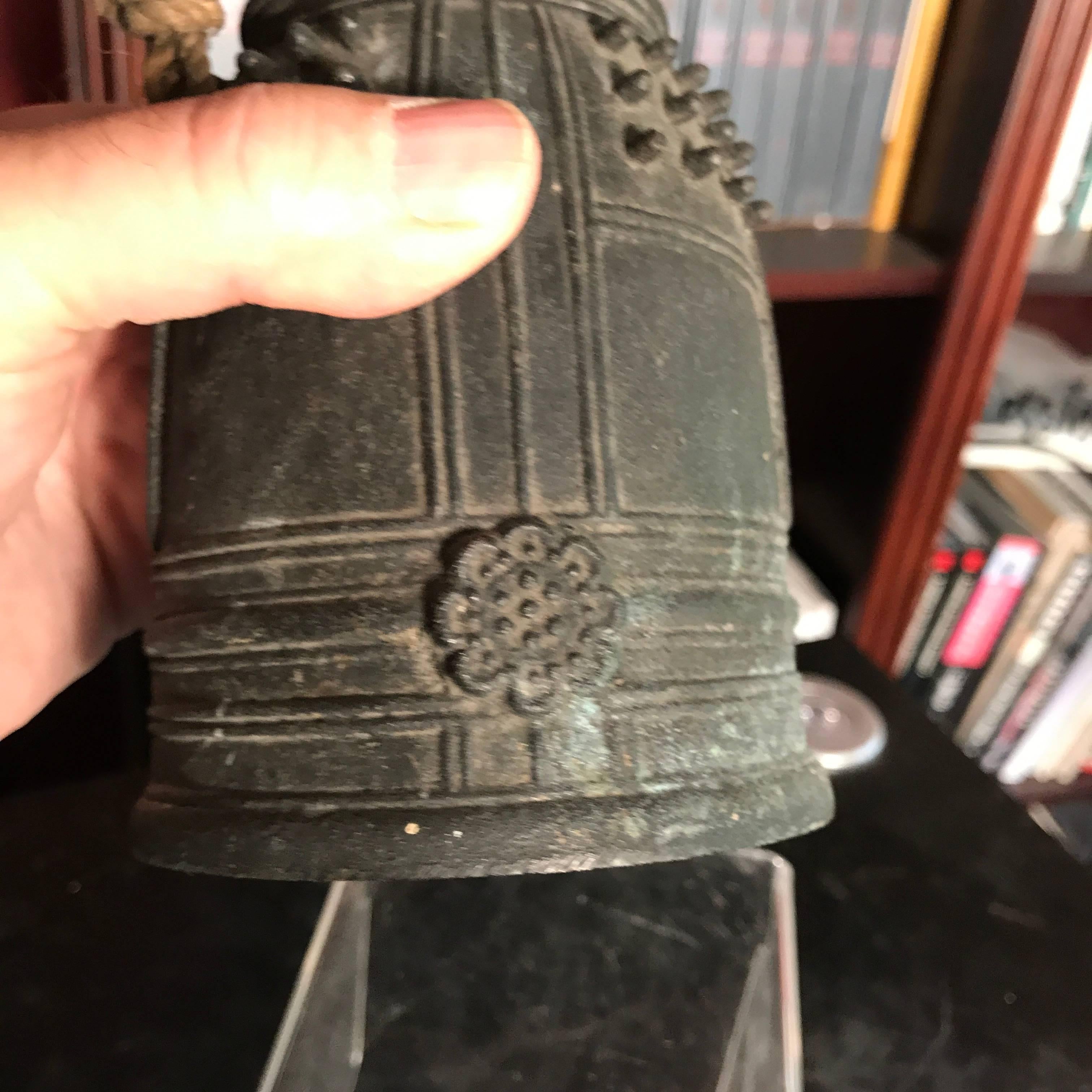 Japanese Hand Cast Bronze Bell Rings Beautifully 2