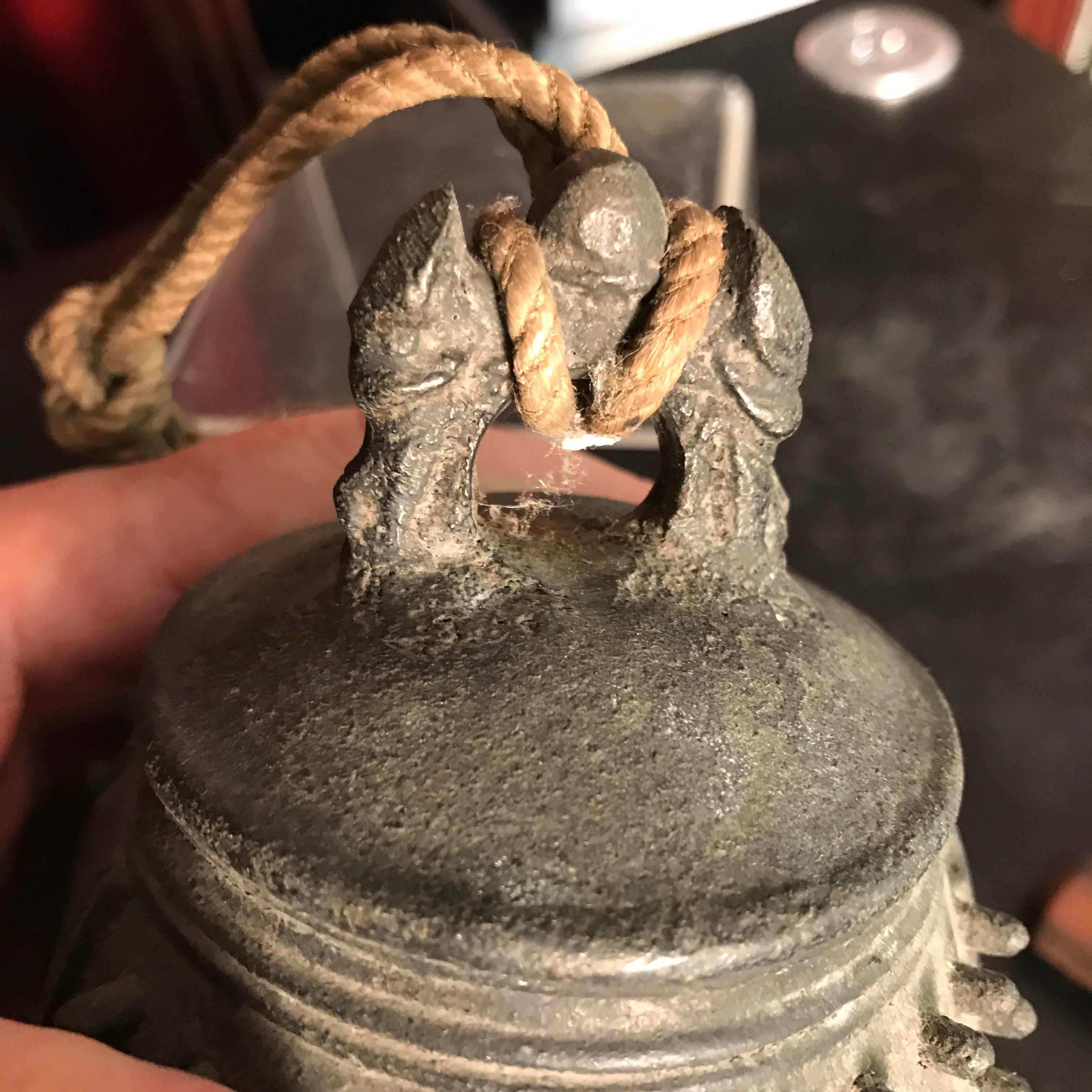 Japanese Hand Cast Bronze Bell Rings Beautifully In Good Condition In South Burlington, VT