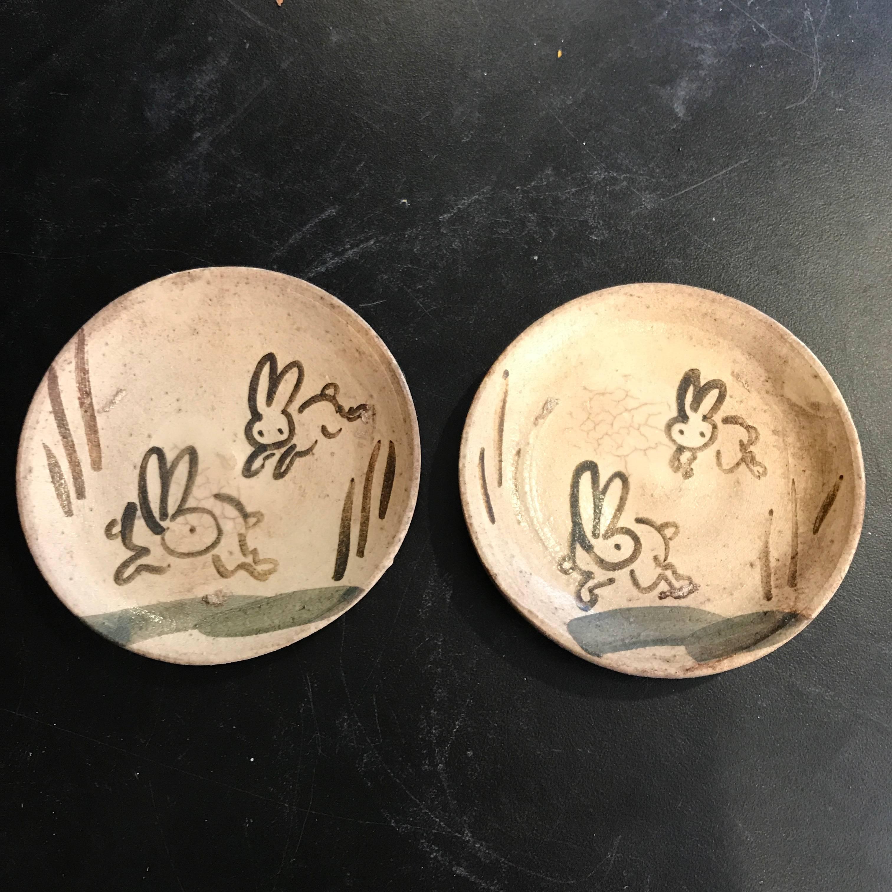 Taisho Old Japan Pair of Playful Rabbit Serving Plates Mint Condition